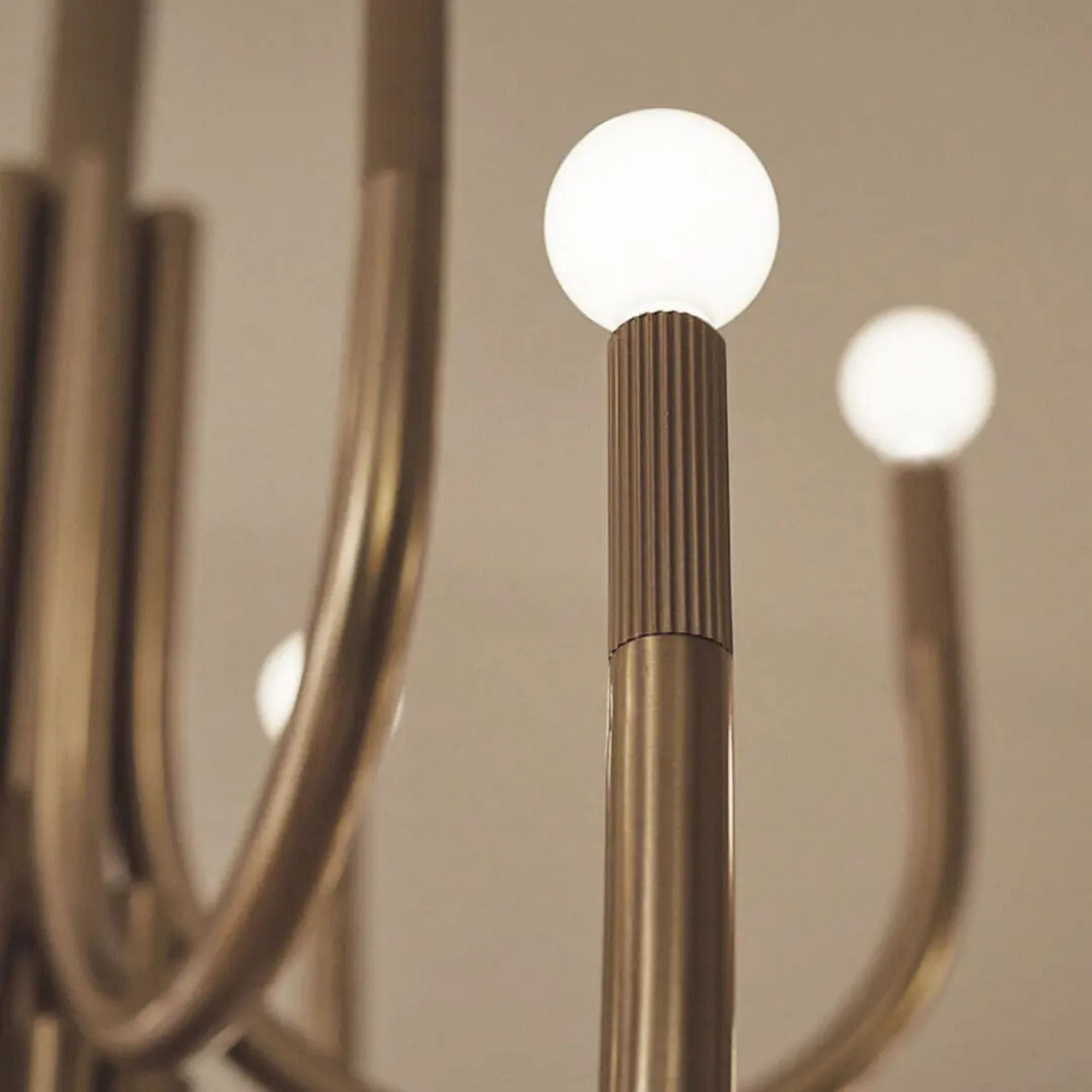 Kichler Odensa 40 in. 15-Light Chandelier, Champagne Bronze