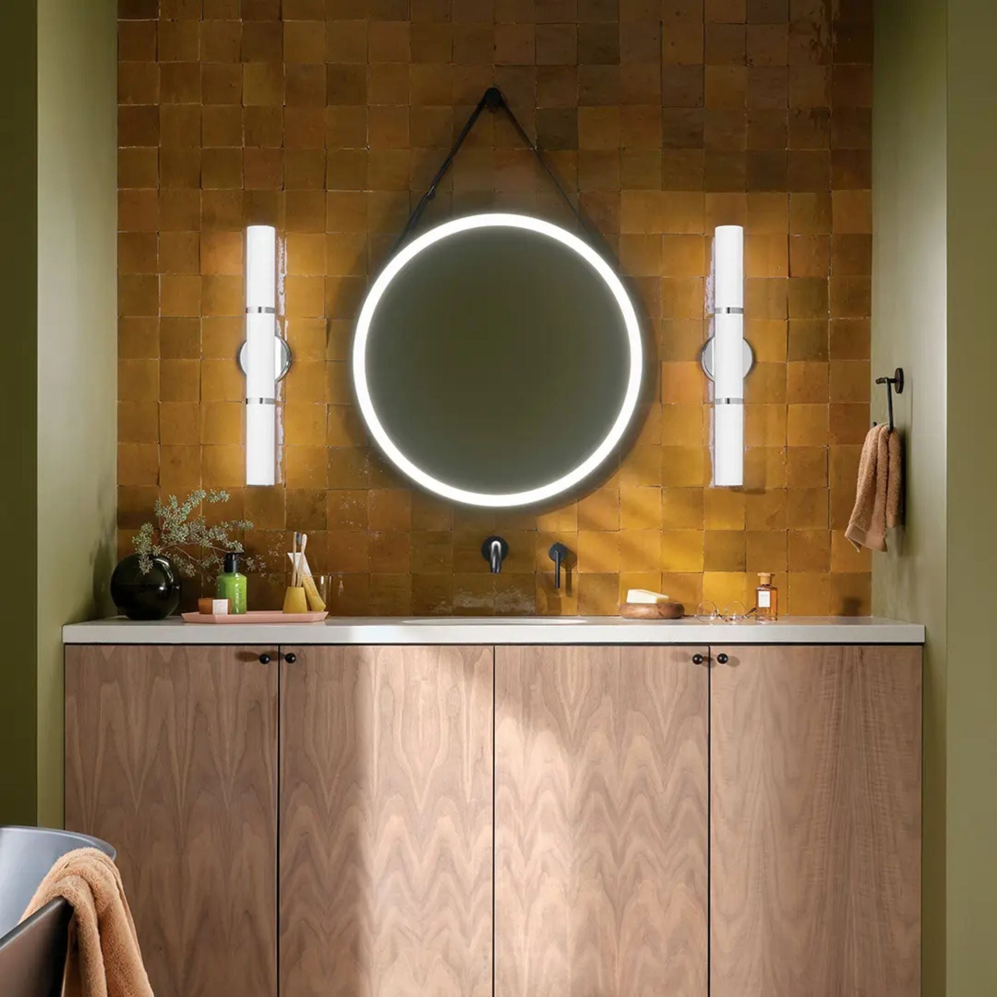 Rosh 24" LED Bath Bar, Chrome Finish