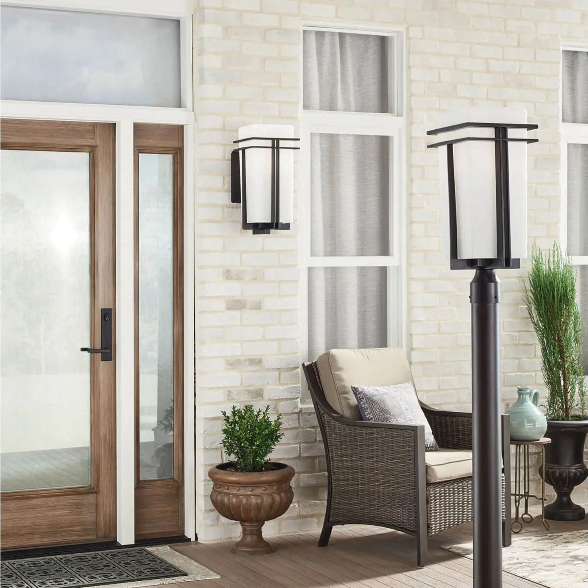 Tremillo Outdoor Post Light, Black with Clear Glass