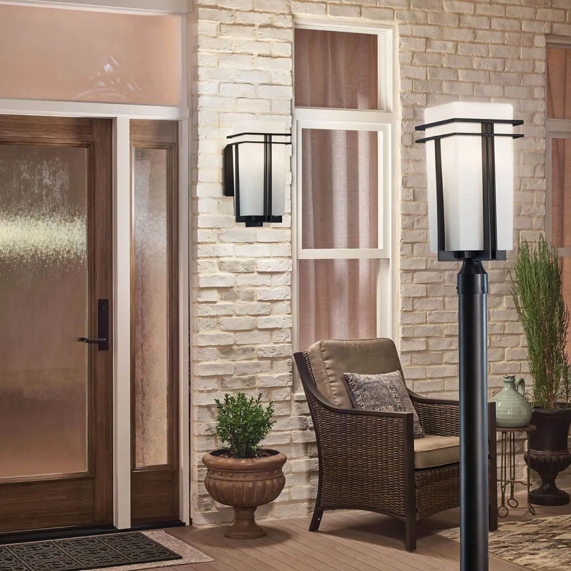 Tremillo Outdoor Post Light, Black with Clear Glass