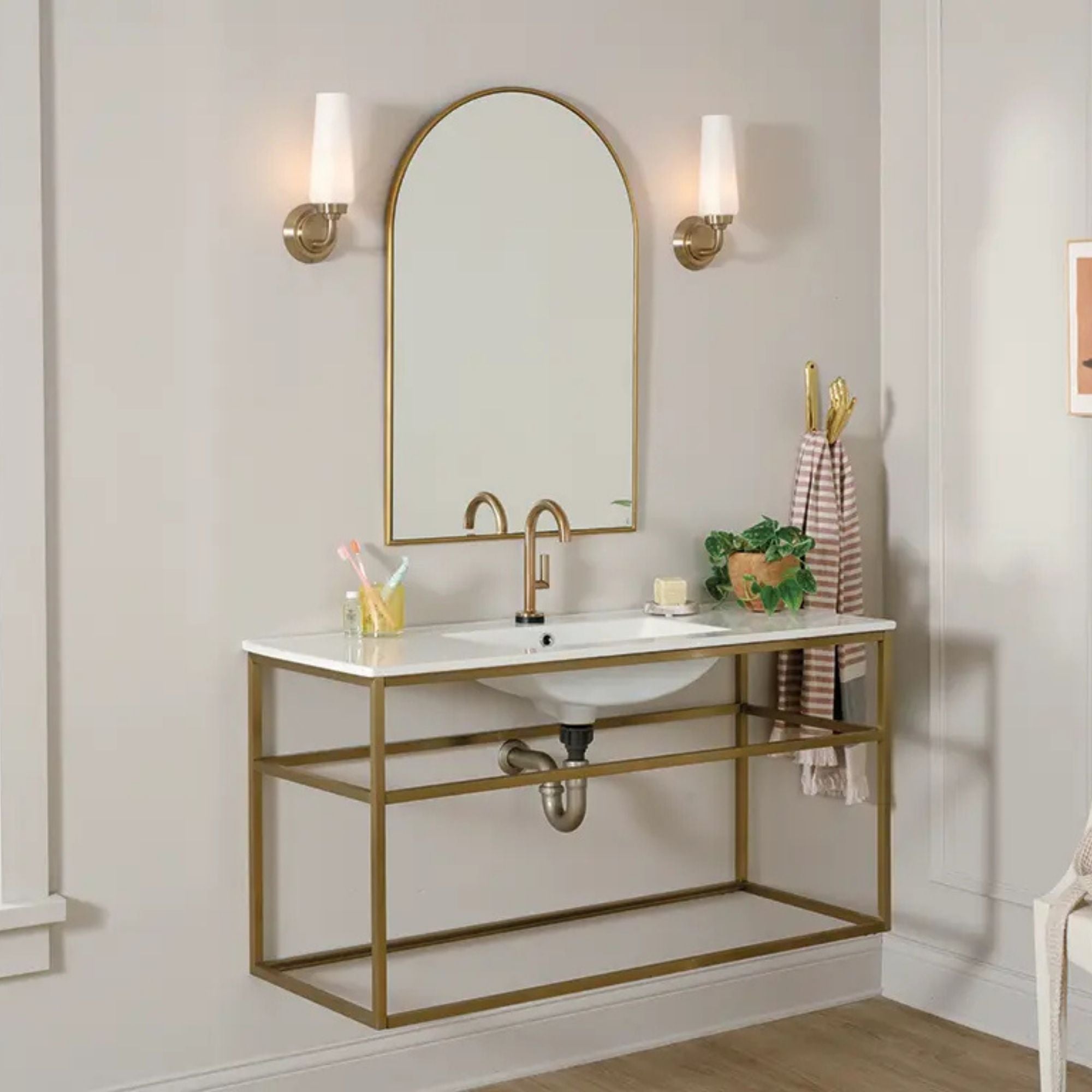 Truby 12.5 in. Wall Sconce, Champagne Bronze