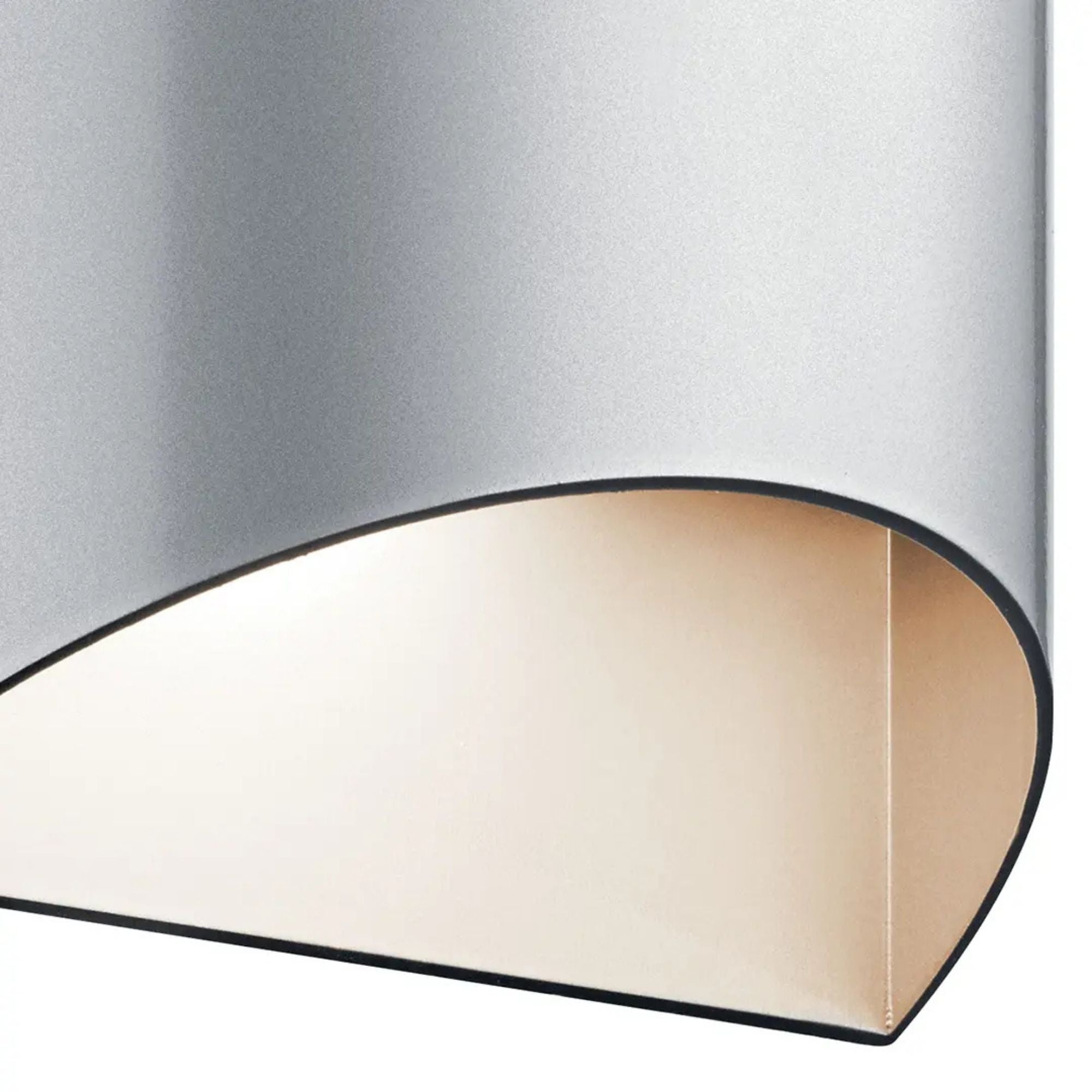 Wesley 7.5 in. Outdoor Sconce, Platinum, Integrated LED