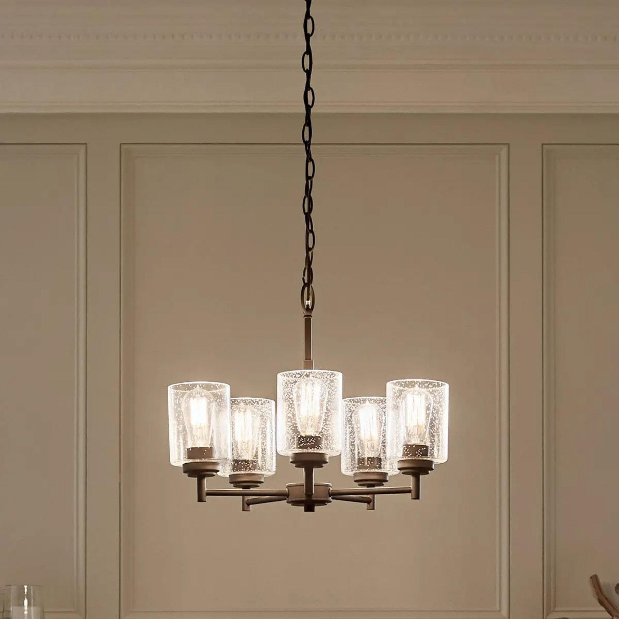 Kichler Winslow 19.75 in. 5-Light Chandelier, Olde Bronze with Clear Glass
