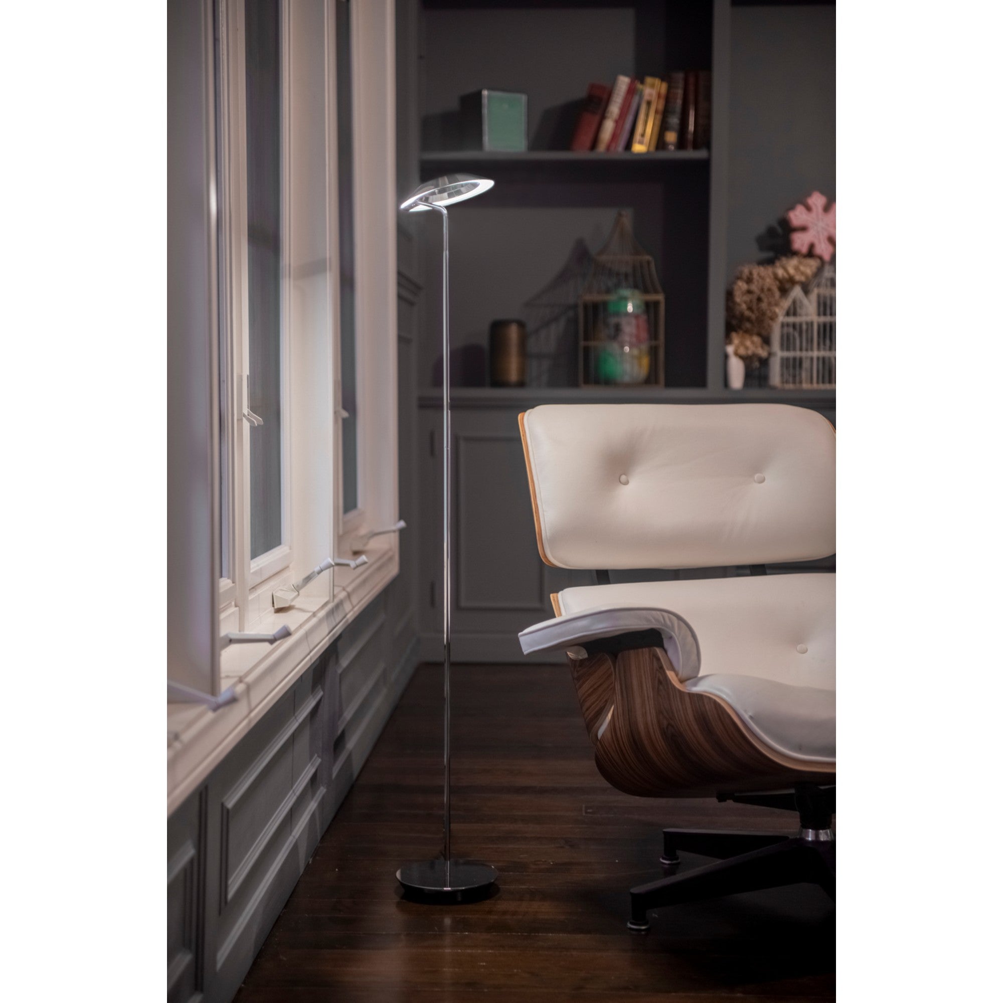 Royyo Silver with Silver Contemporary LED Floor Lamp with USB Port - Bees Lighting