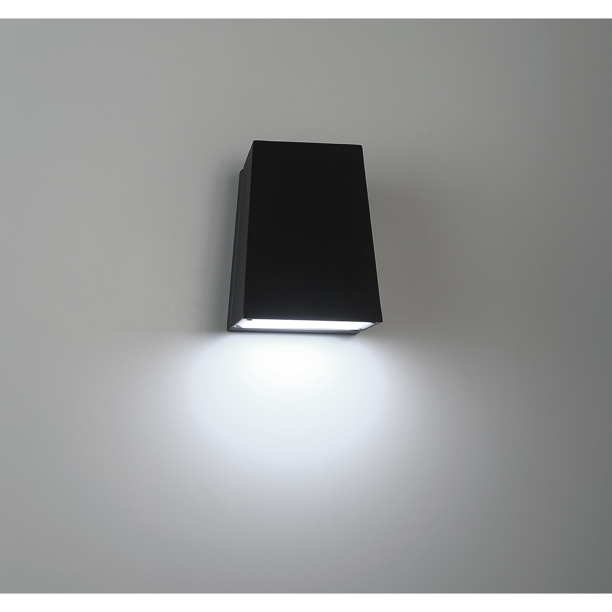 Edge 7" LED Wall Sconce, Black Finish - Bees Lighting