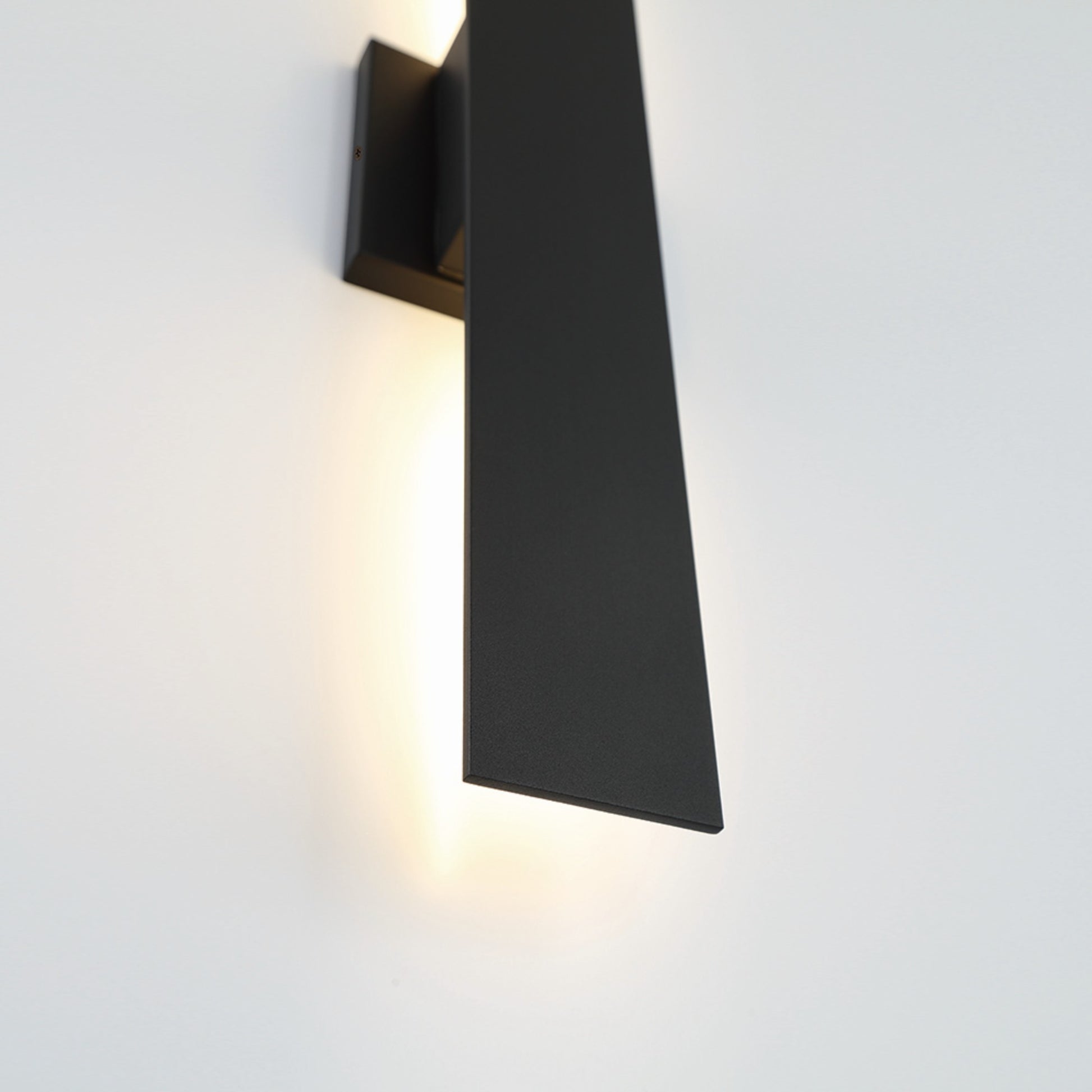 Annette 23" LED Outdoor Wall Sconce, Black Finish - Bees Lighting