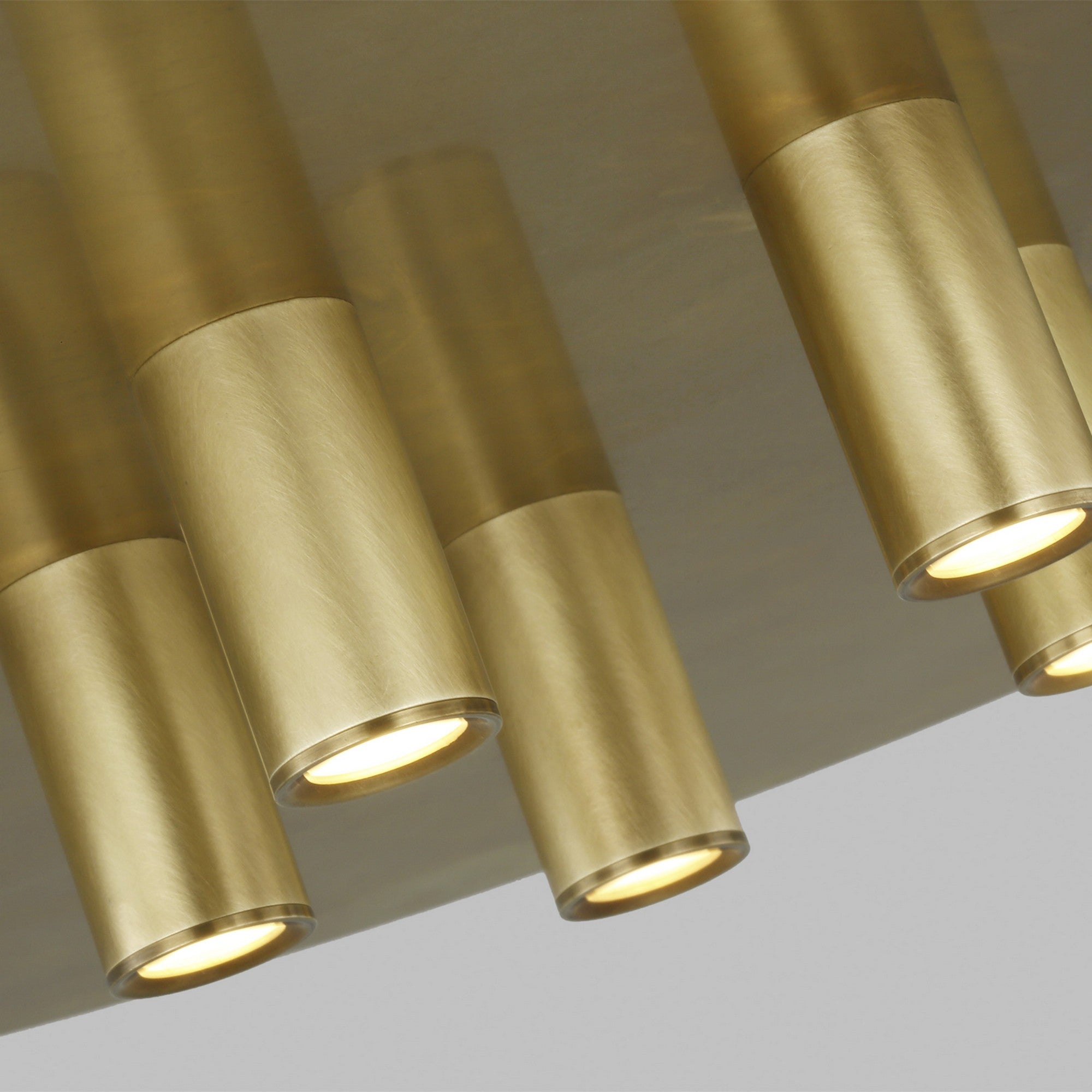 Ponte 22" LED Pendant, 277V, Natural Brass Finish - Bees Lighting