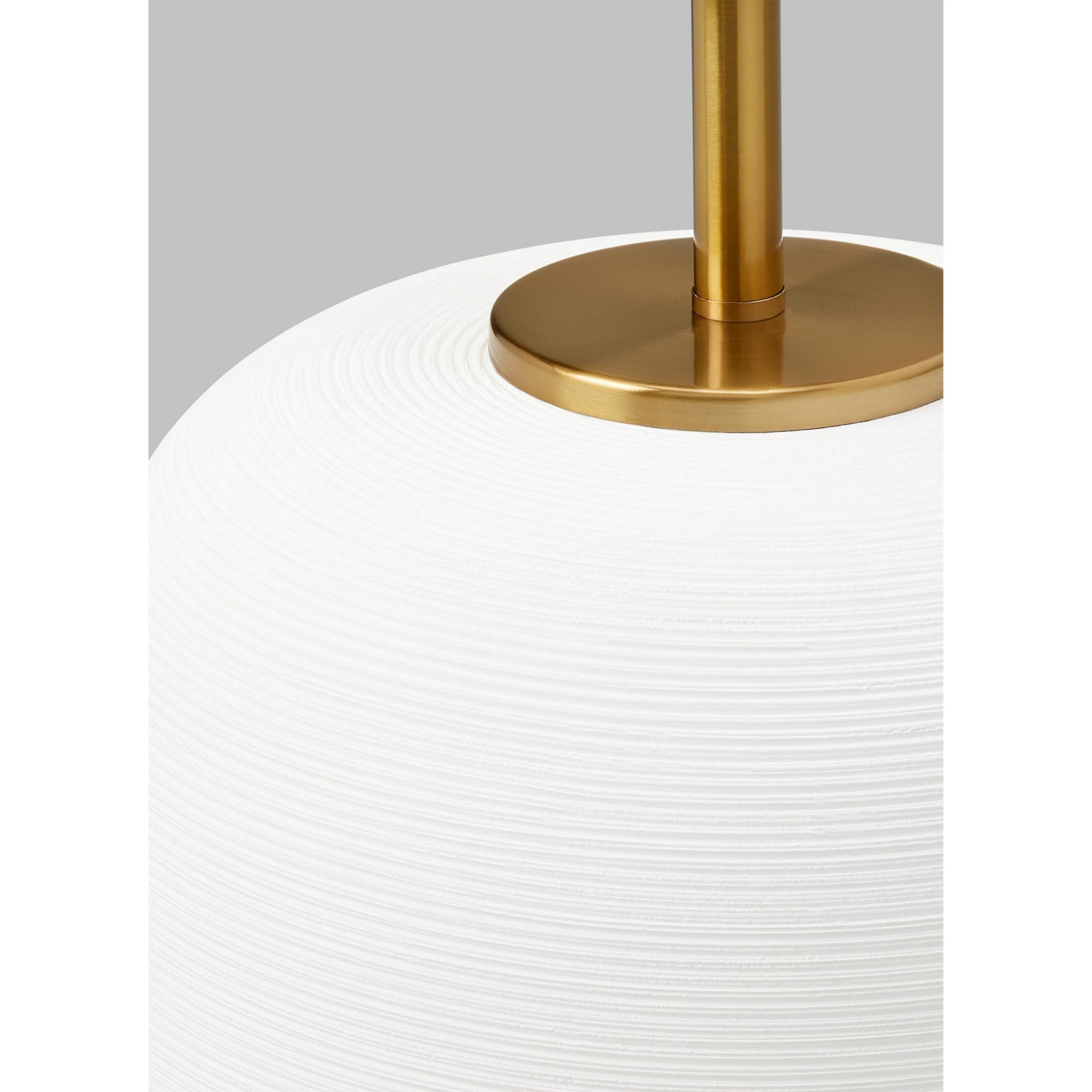 Fanny Wide Table Lamp, Ceramic Matte White Finish - Bees Lighting