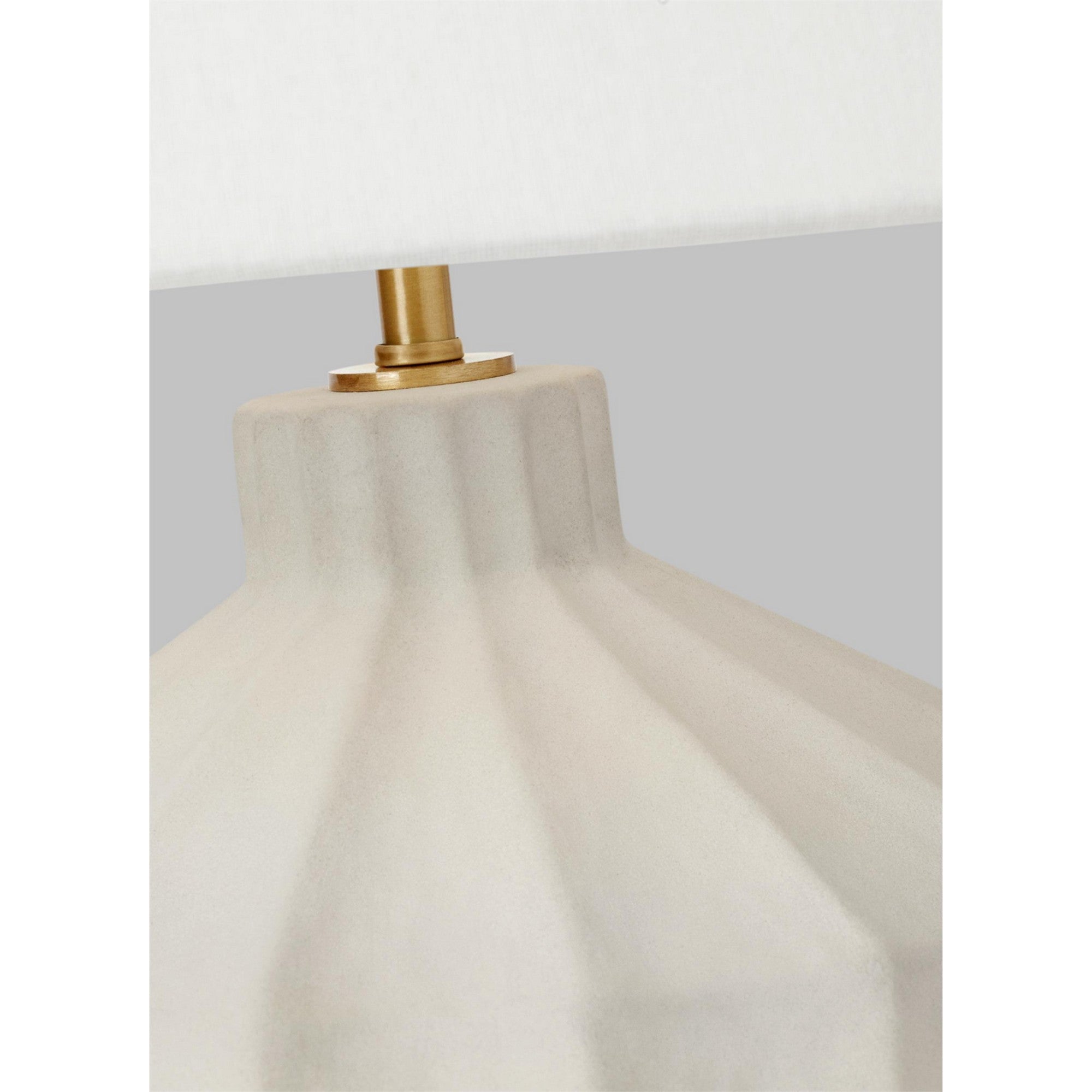 Veneto 17" Small Table Lamp, Matte Concrete Finish - Bees Lighting