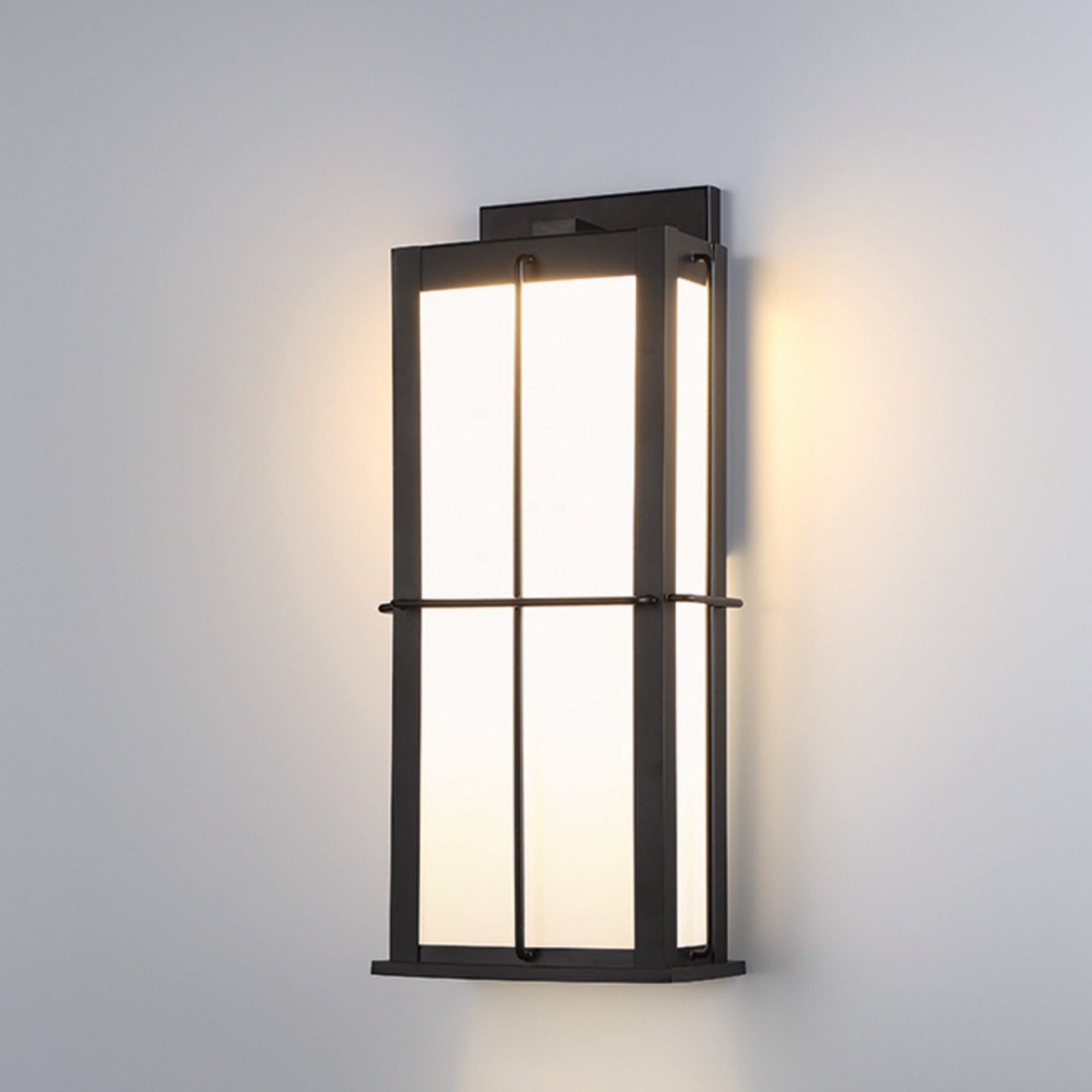 Bensa 20" LED Outdoor Wall Sconce, Black Finish - Bees Lighting