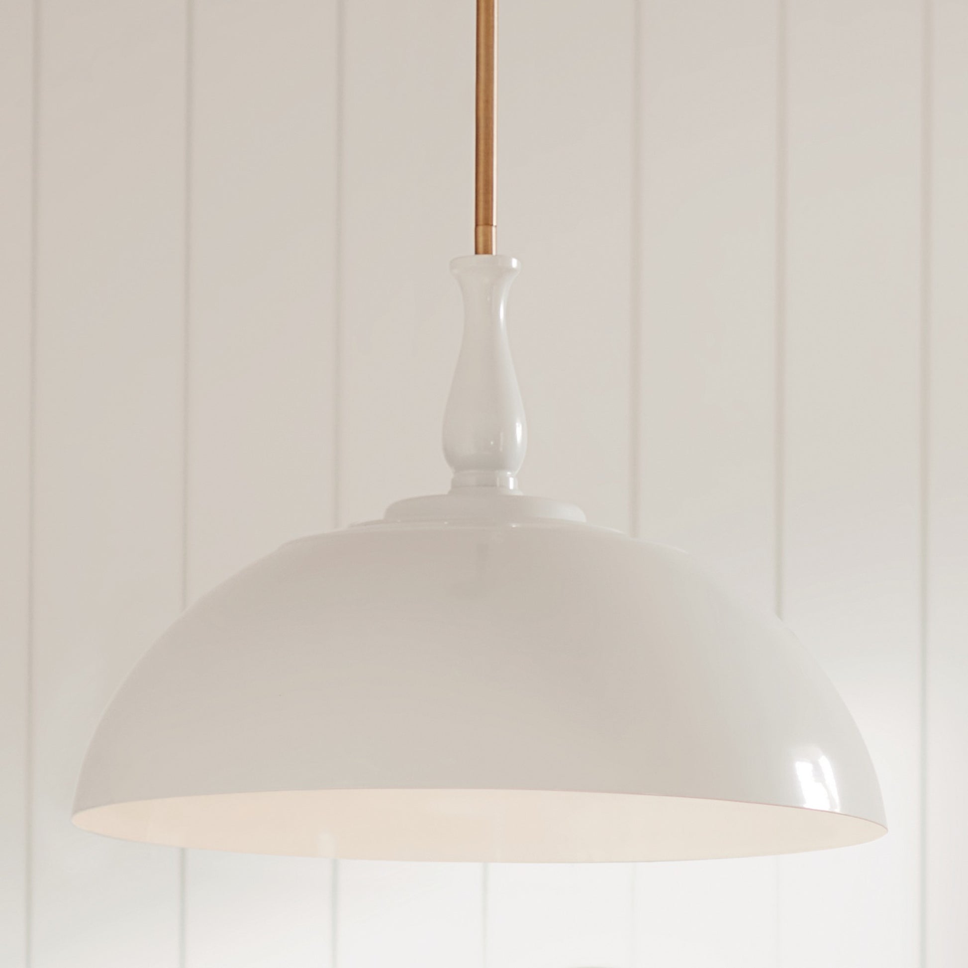 Fira 18" Pendant, White Finish - Bees Lighting