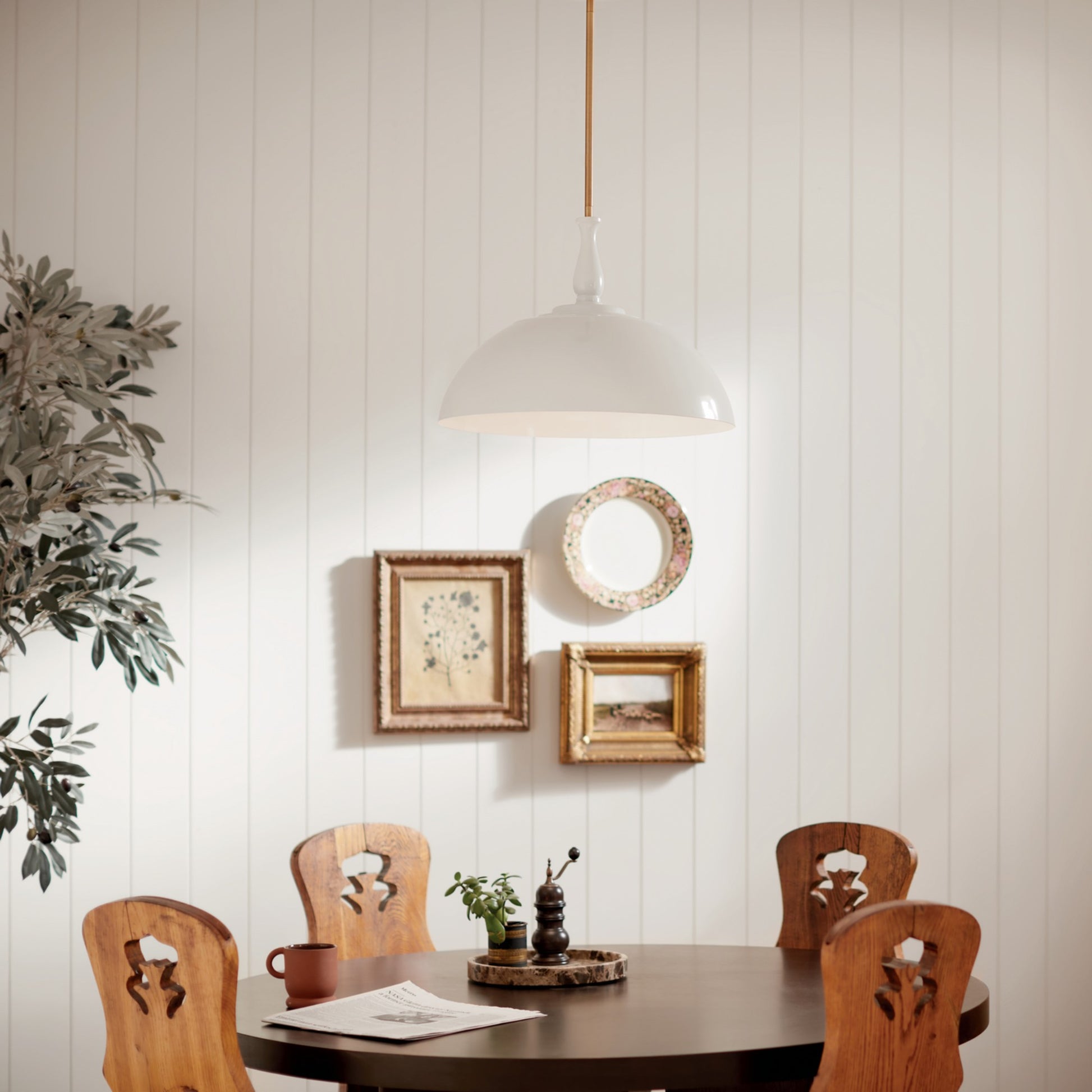 Fira 18" Pendant, White Finish - Bees Lighting