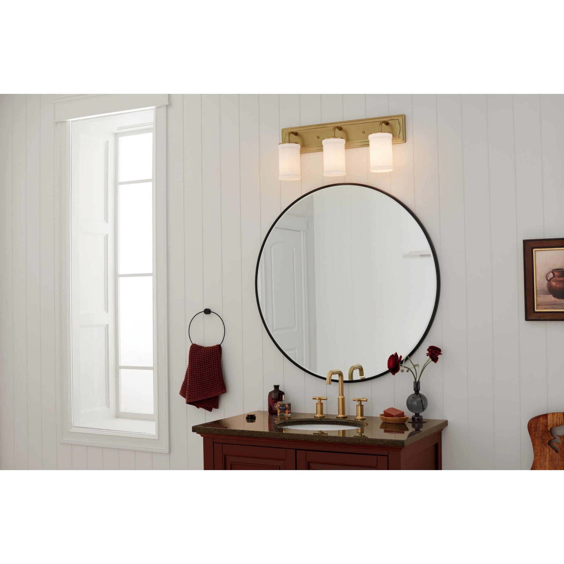 Vetivene 24" 3-Light Bath Vanity Light, Natural Brass Finish - Bees Lighting