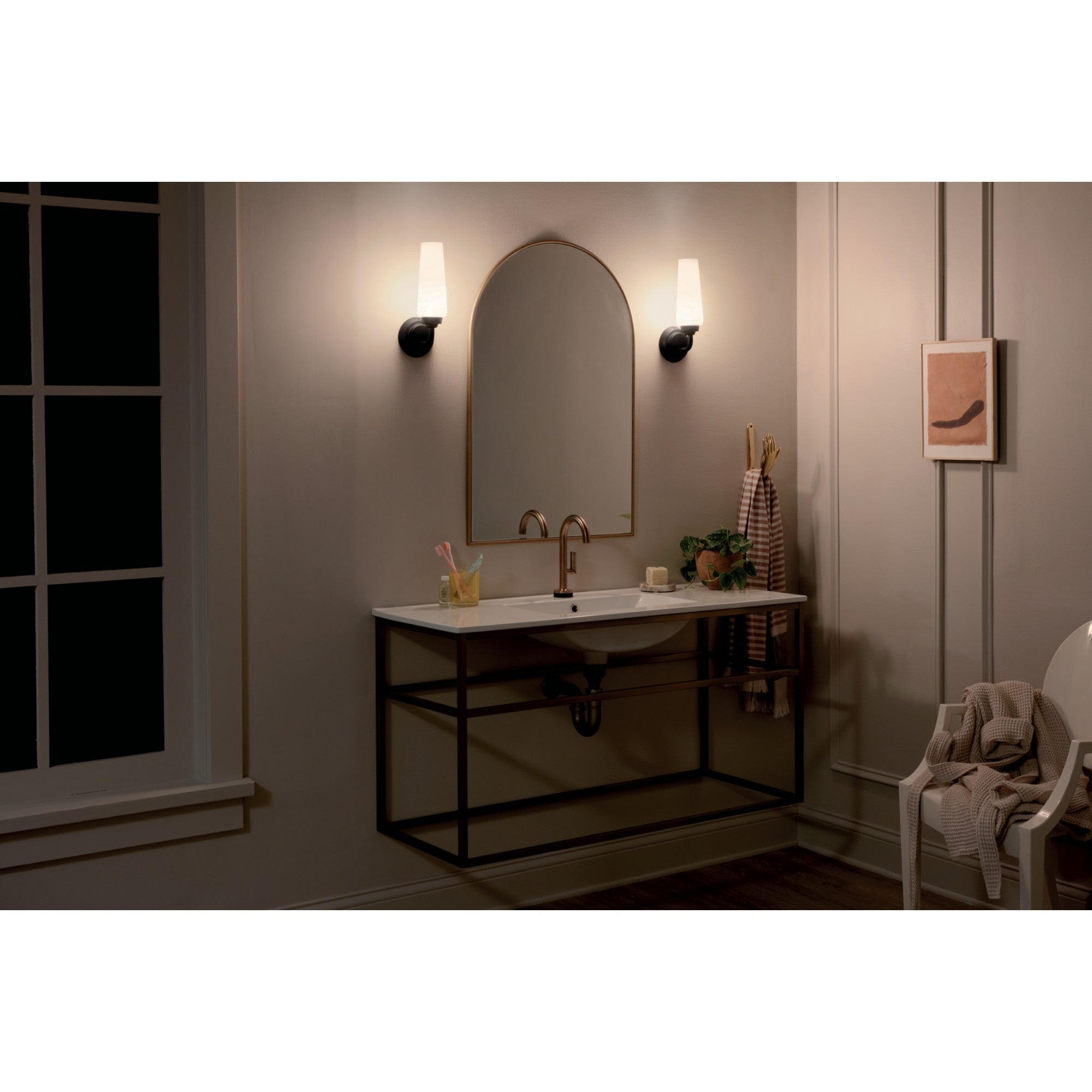 Truby 12" Wall Sconce, Black Finish - Bees Lighting