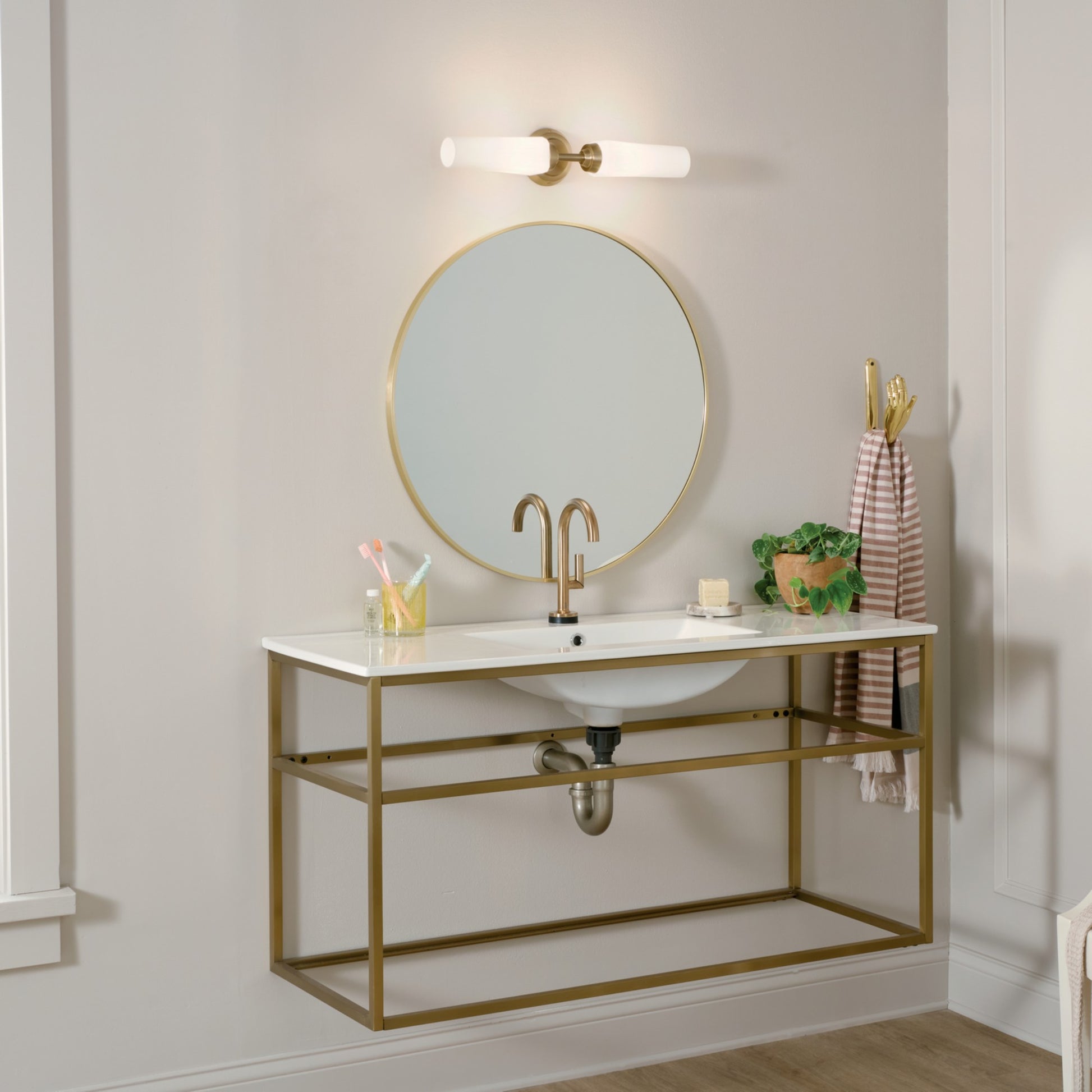 Truby 21" 2-Light Wall Sconce, Champagne Bronze Finish - Bees Lighting
