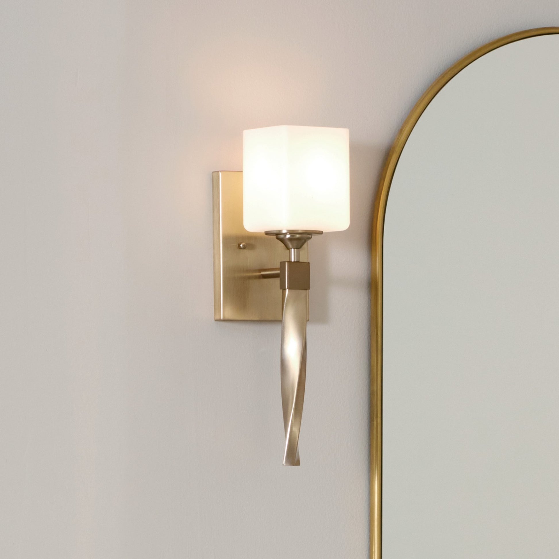 Marette 5" Wall Sconce, Champagne Bronze Finish - Bees Lighting