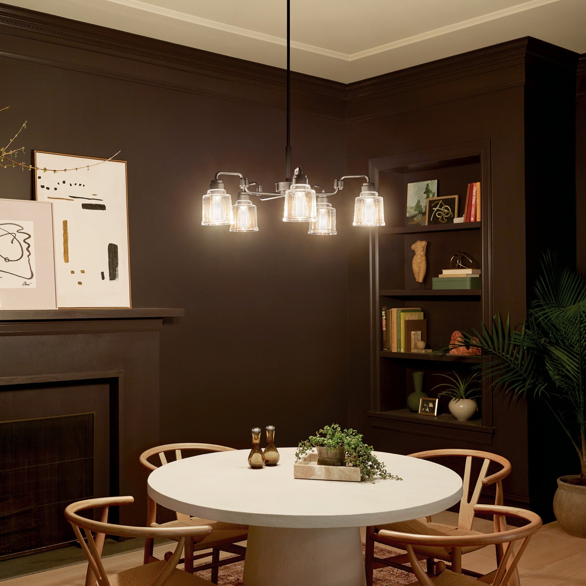 Aivian 30" 5-Light Chandelier, Black Finish - Bees Lighting