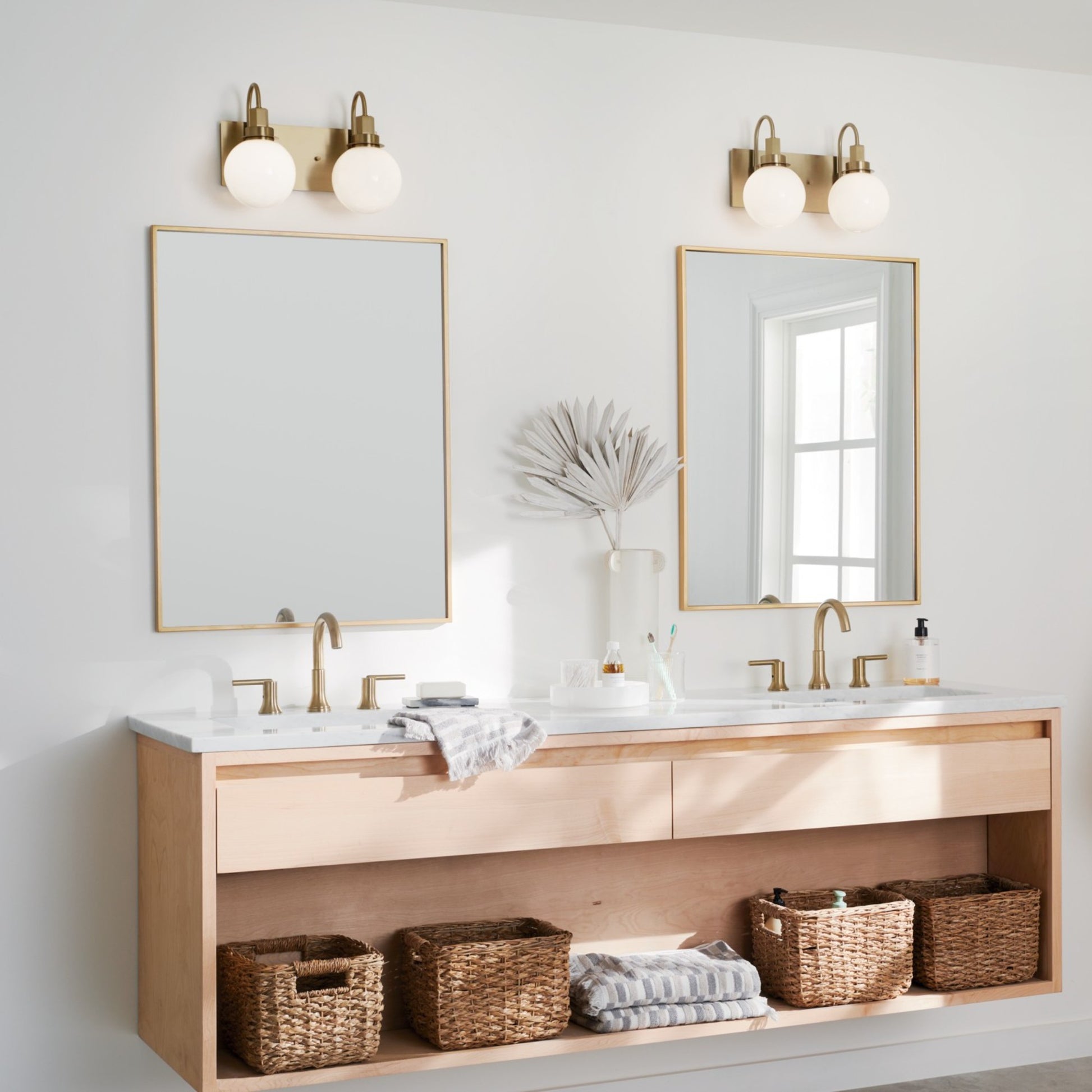 Hex 14" 2-Light Bath Vanity Light, Champagne Bronze Finish - Bees Lighting