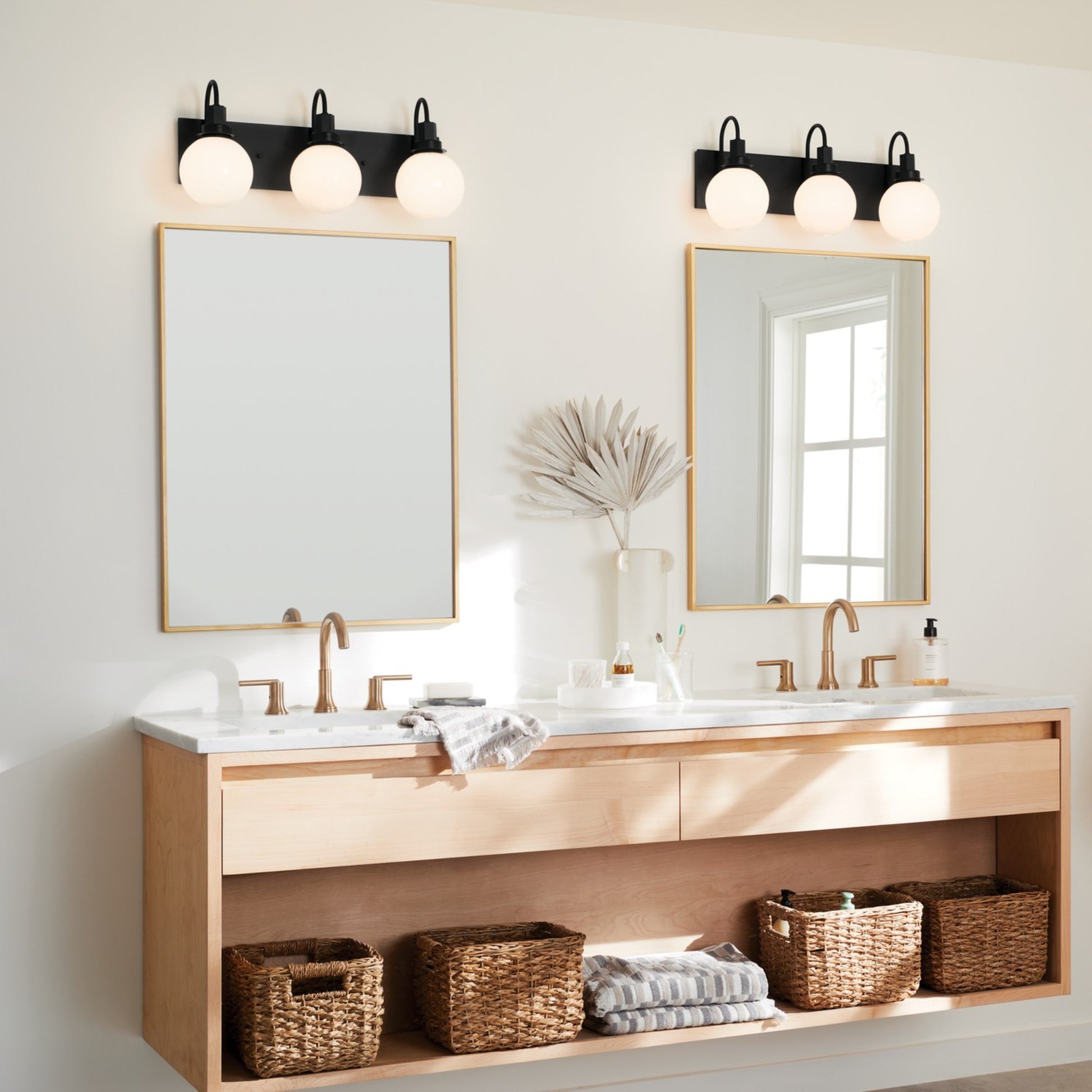 Hex 23" 3-Light Bath Vanity Light, Black Finish - Bees Lighting