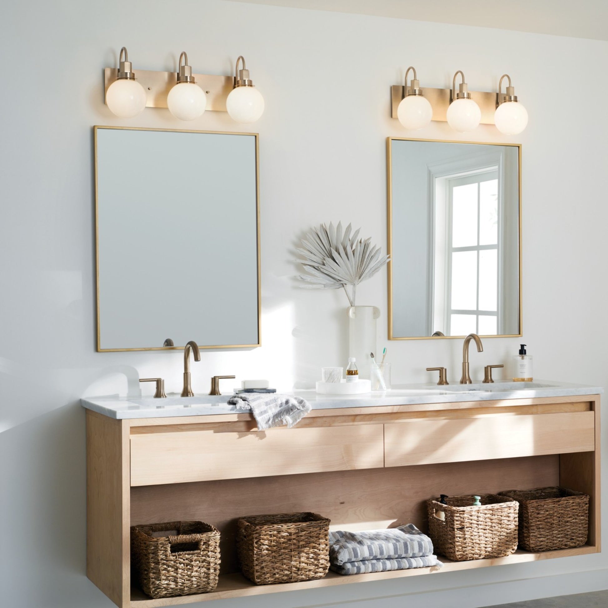 Hex 23" 3-Light Bath Vanity Light, Champagne Bronze Finish - Bees Lighting