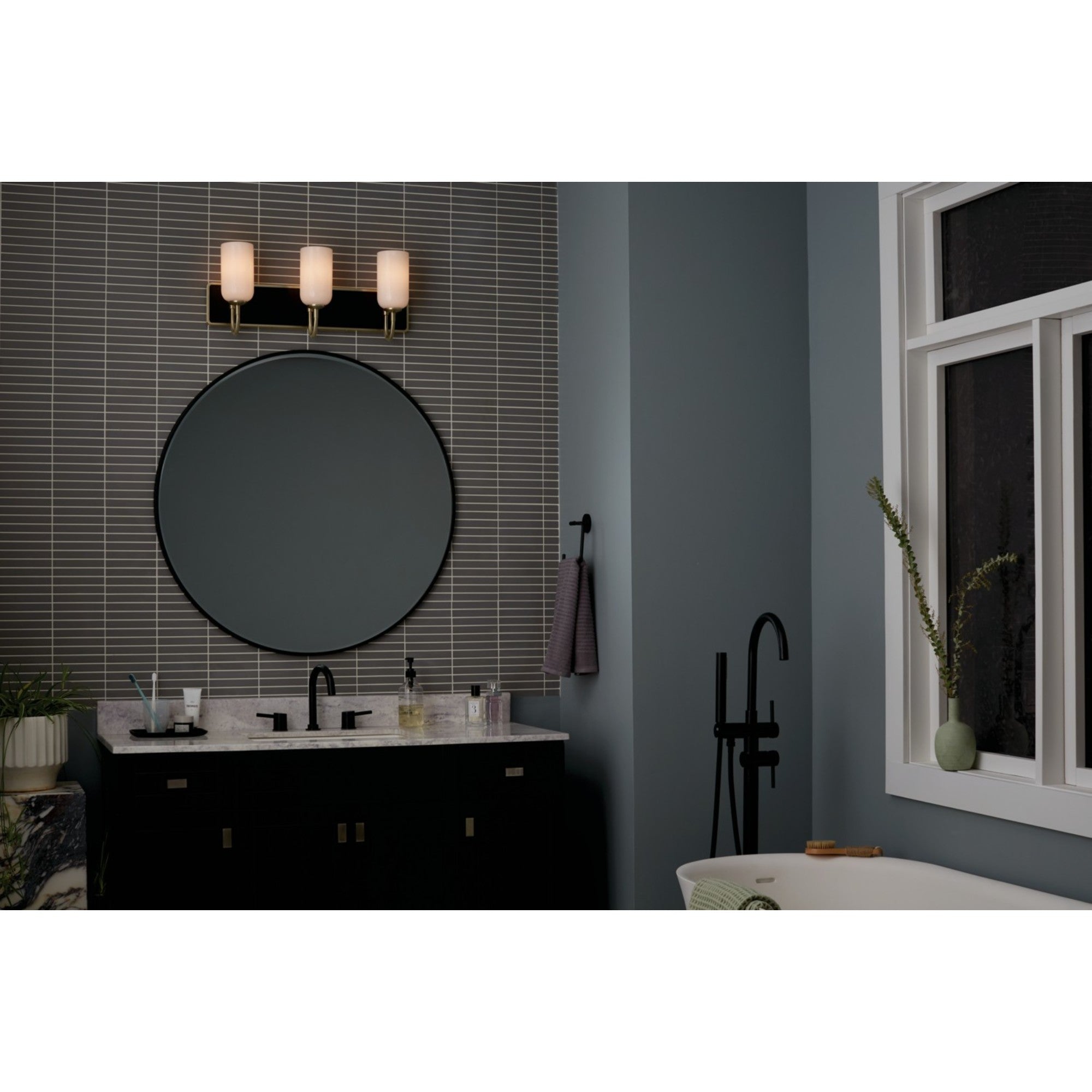 Solia 24" 3-Light Bath Vanity Light, Champagne Bronze Finish - Bees Lighting