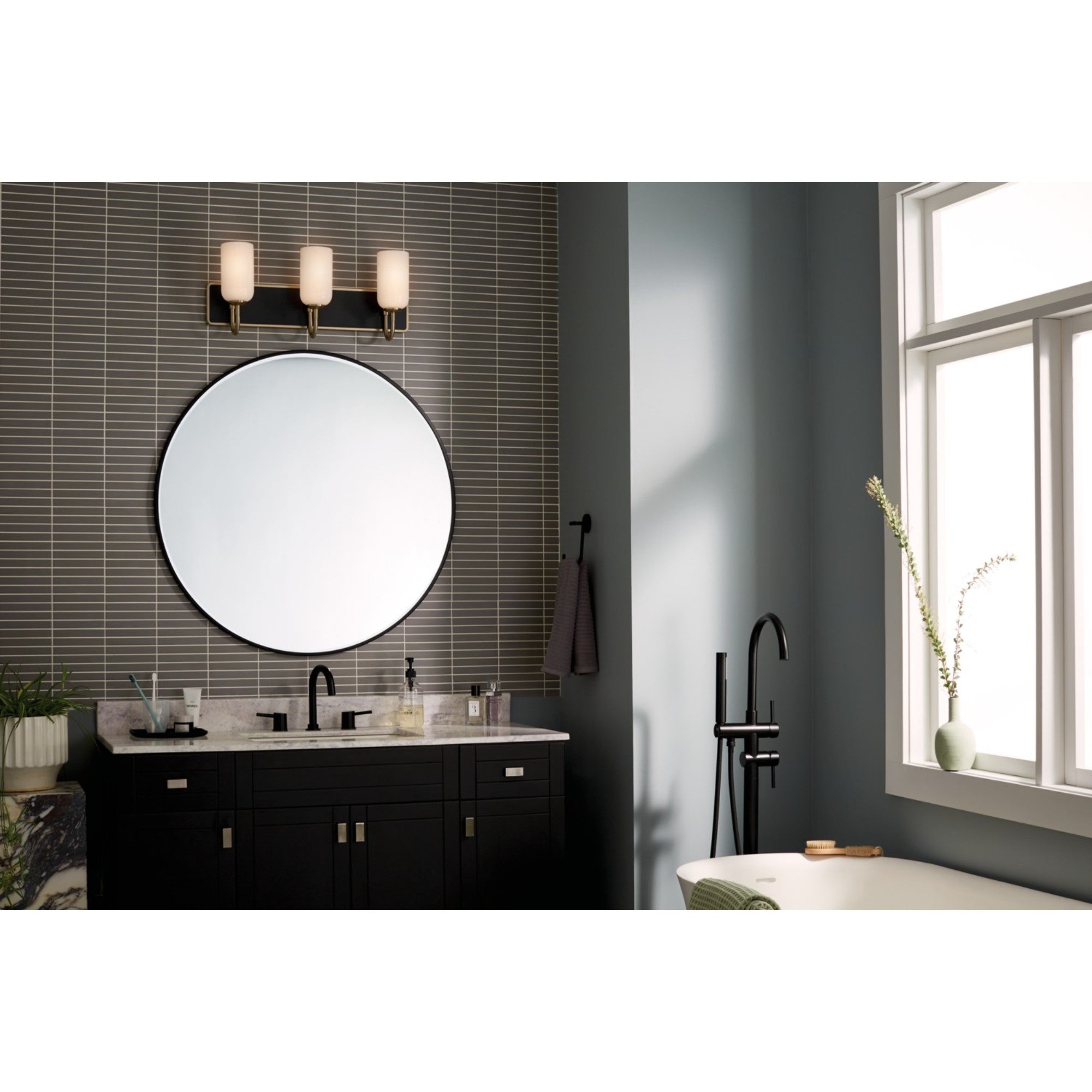 Solia 24" 3-Light Bath Vanity Light, Champagne Bronze Finish - Bees Lighting
