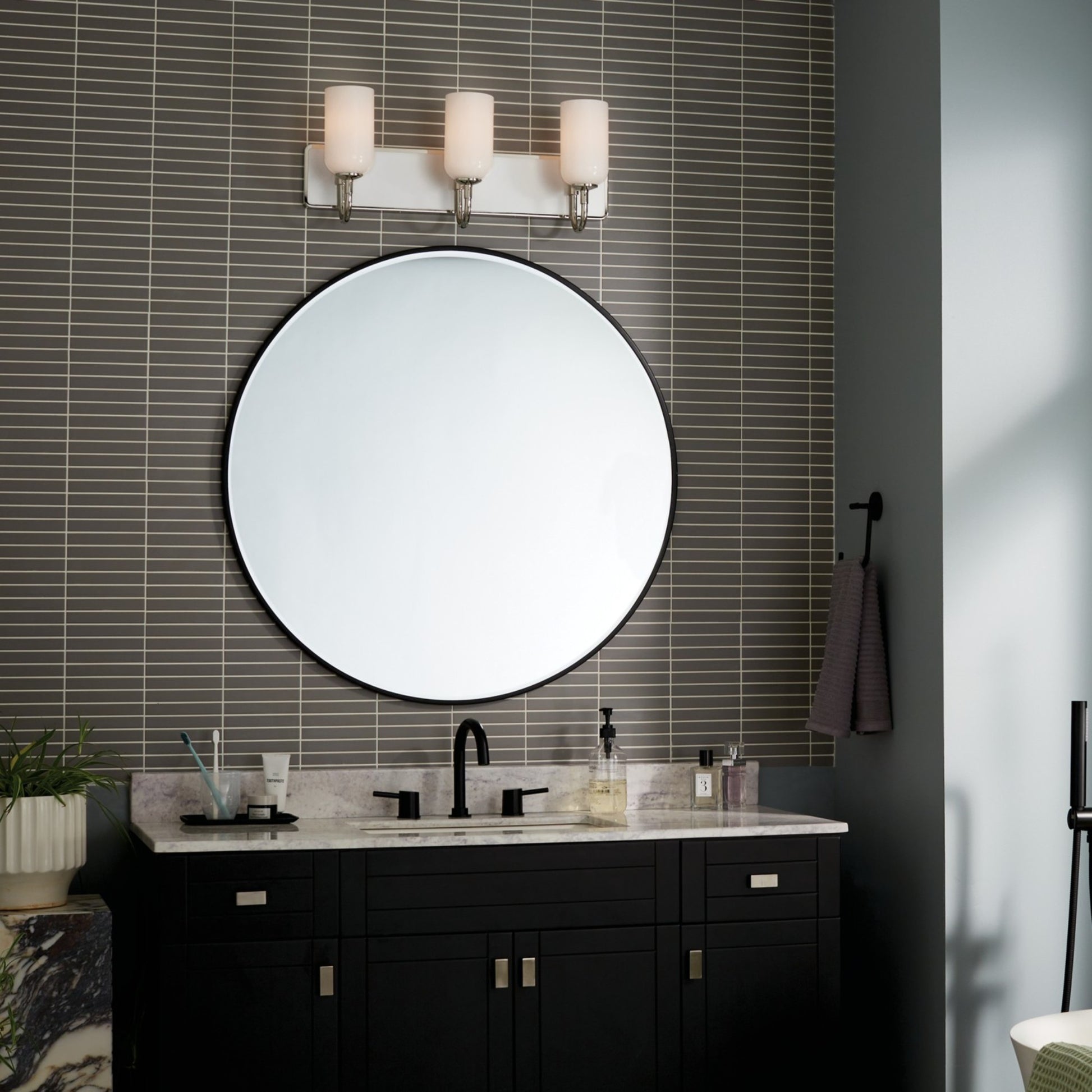 Solia 24" 3-Light Bath Vanity Light, Polished Nickel Finish - Bees Lighting