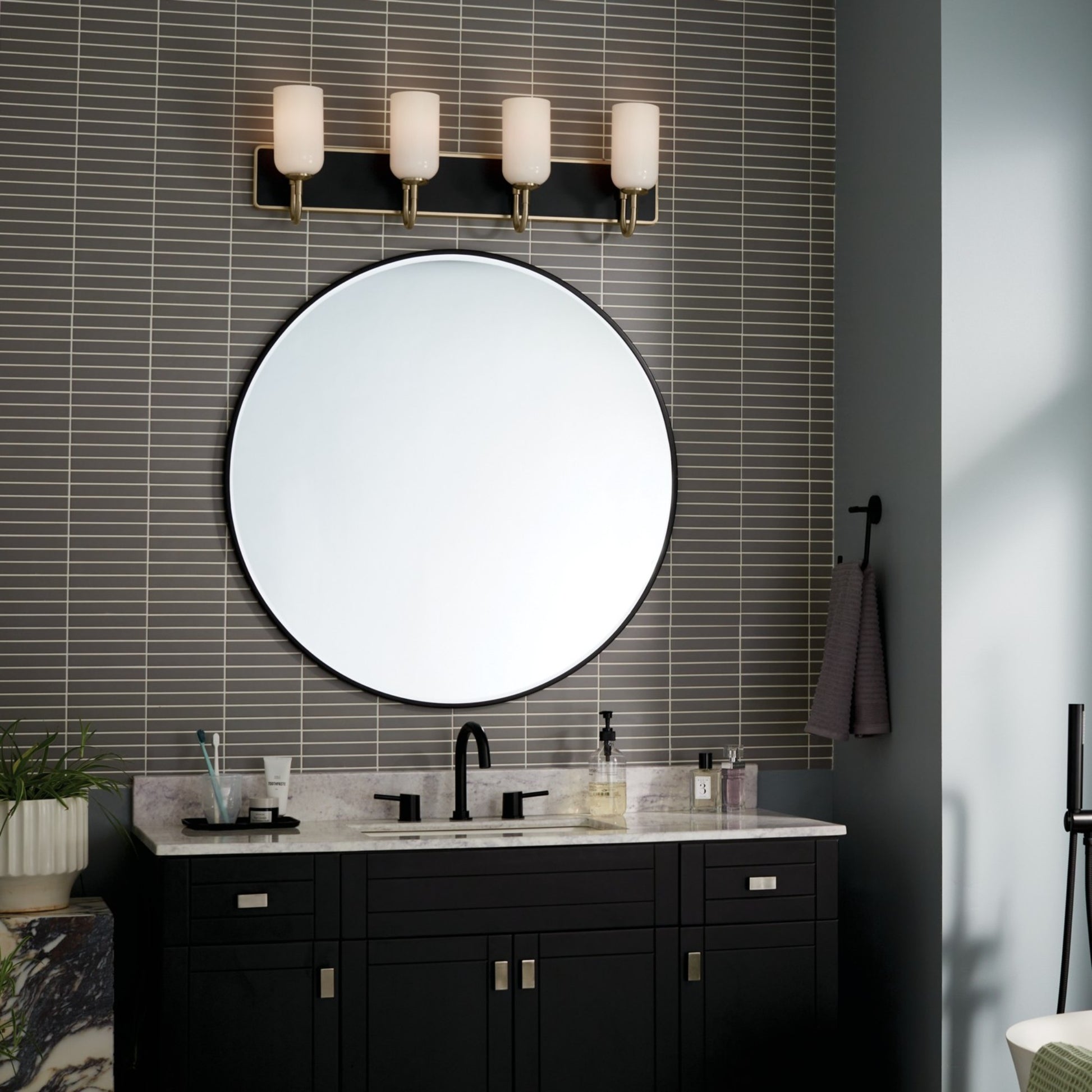 Solia 32" 4-Light Bath Vanity Light, Champagne Bronze Finish - Bees Lighting