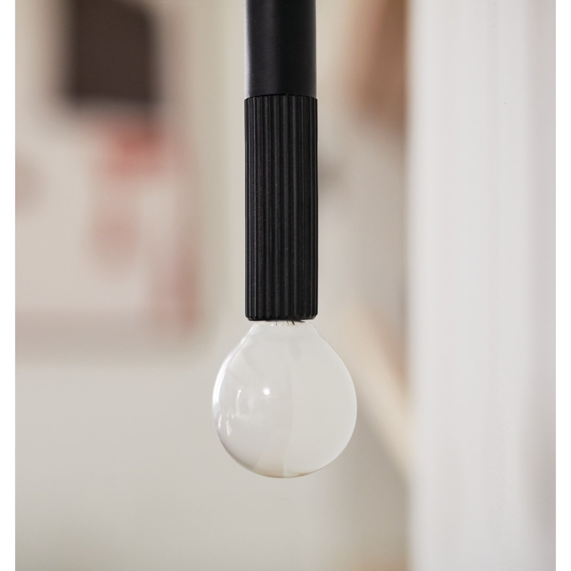 Odensa 17" 2-Light Wall Sconce, Black Finish - Bees Lighting
