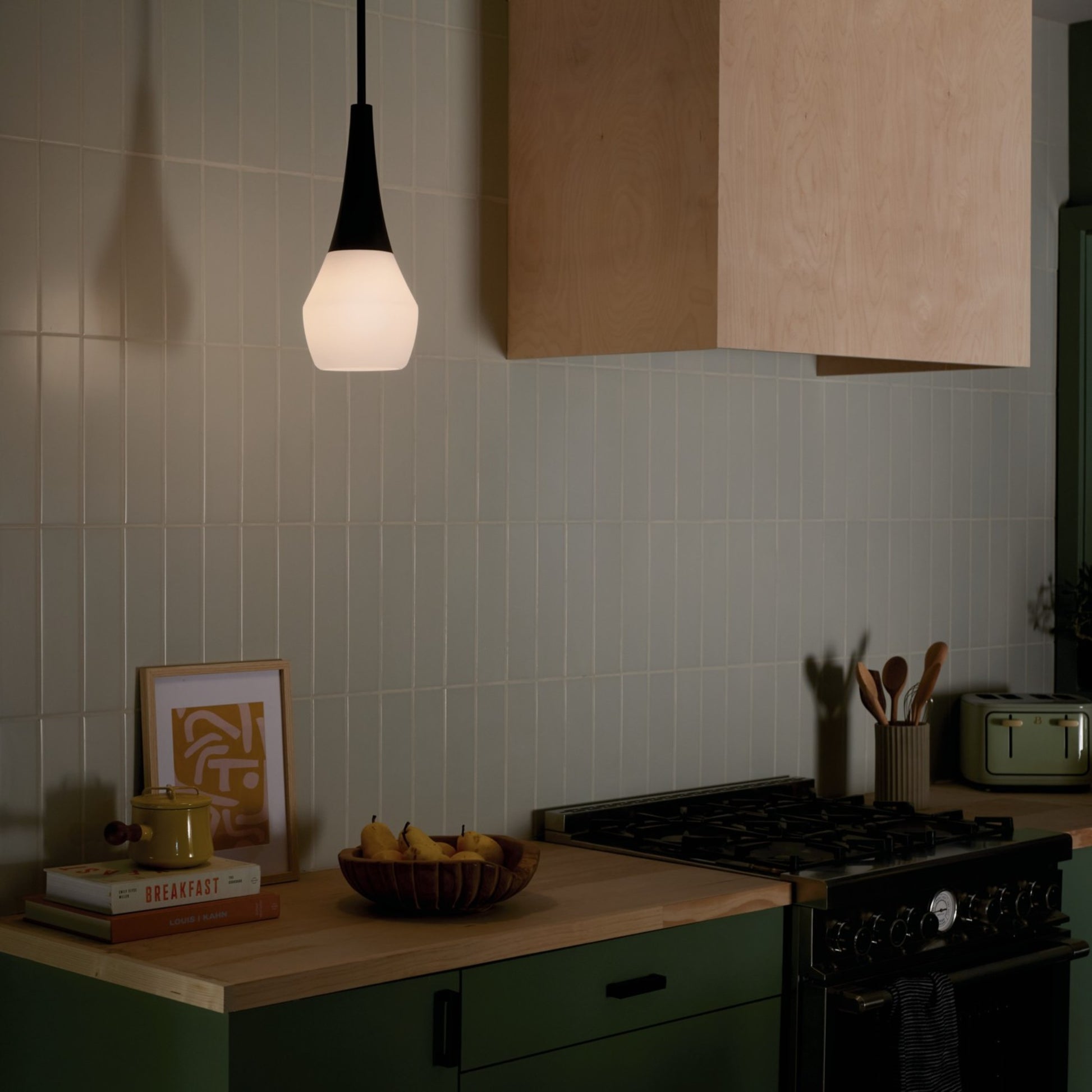 Deela 7" Pendant, Black Finish - Bees Lighting
