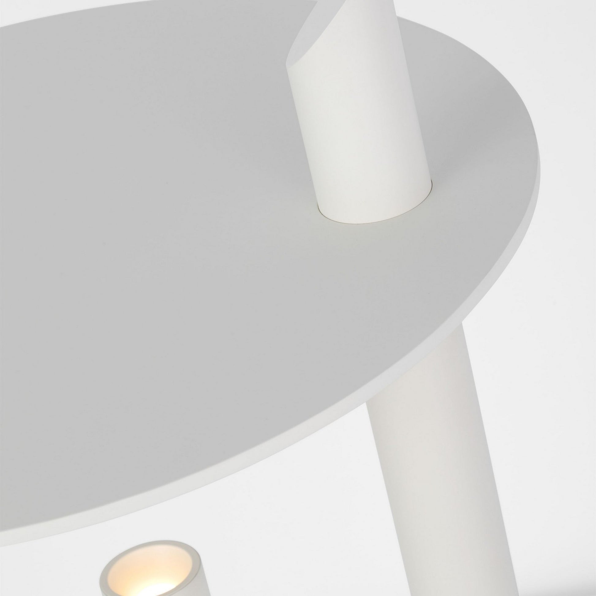 Fielle 20" LED Table Lamp, 120-240V, Soft White Finish - Bees Lighting