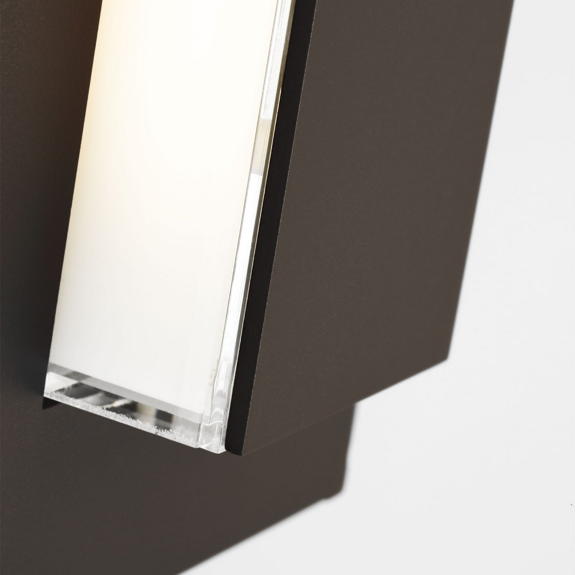 Aspen 48" LED Outdoor Wall Light, 120-277V, Outdoor Bronze Finish - Bees Lighting