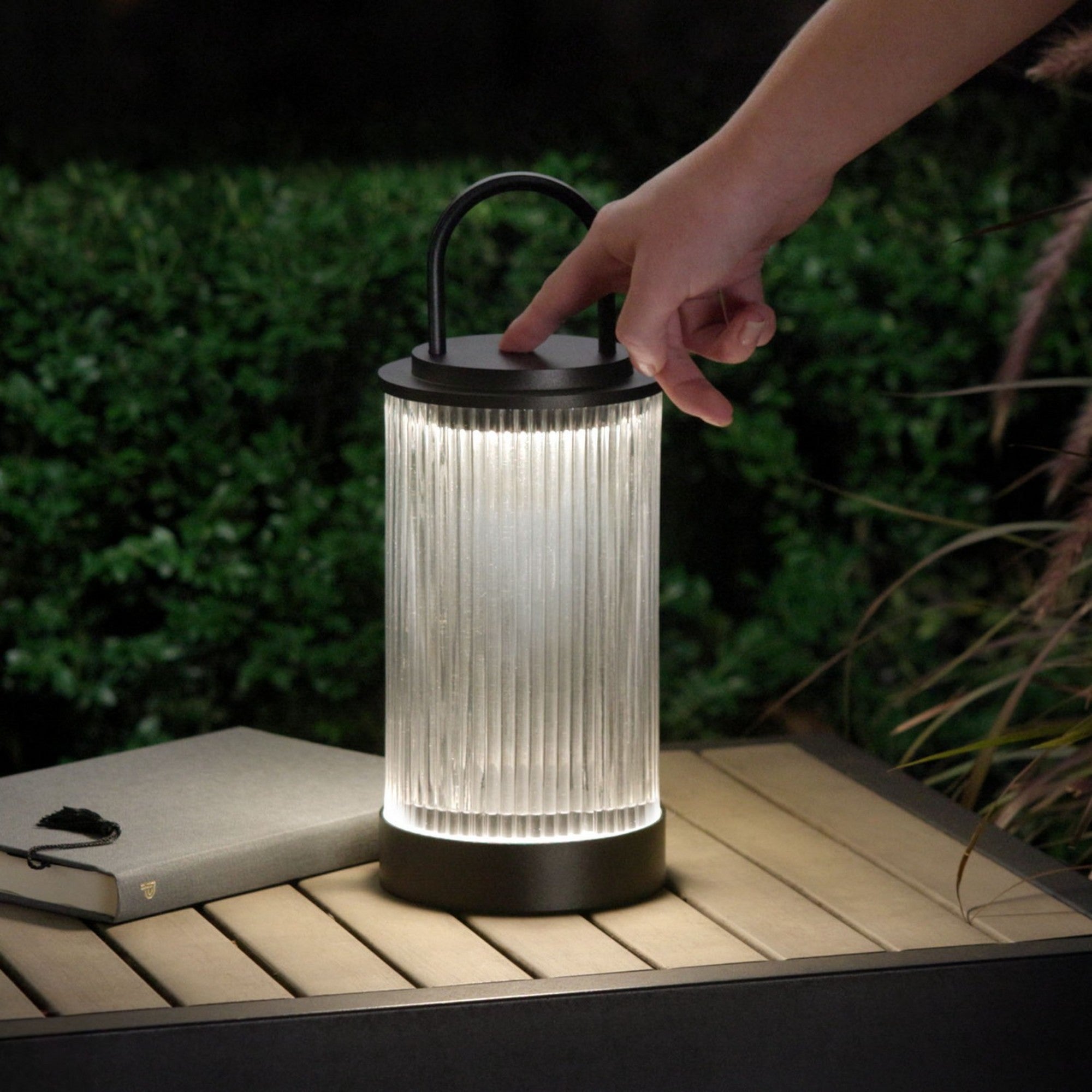 Tawa Accent Rechargeable Table Lamp, 120-240V, Black Finish - Bees Lighting