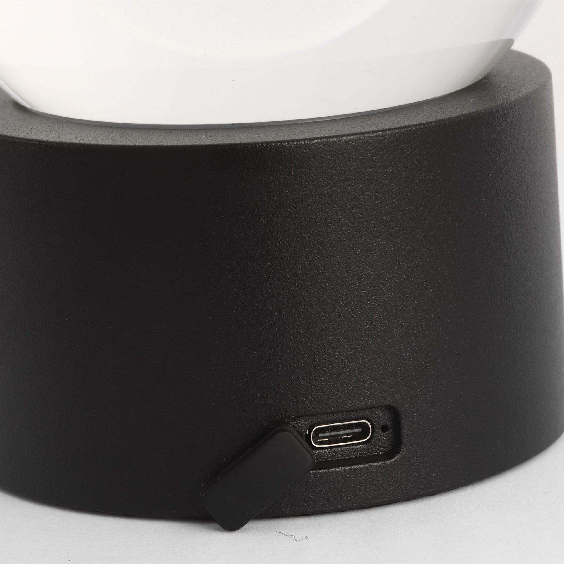 Mina Accent Rechargeable Table Lamp, Black Finish - Bees Lighting