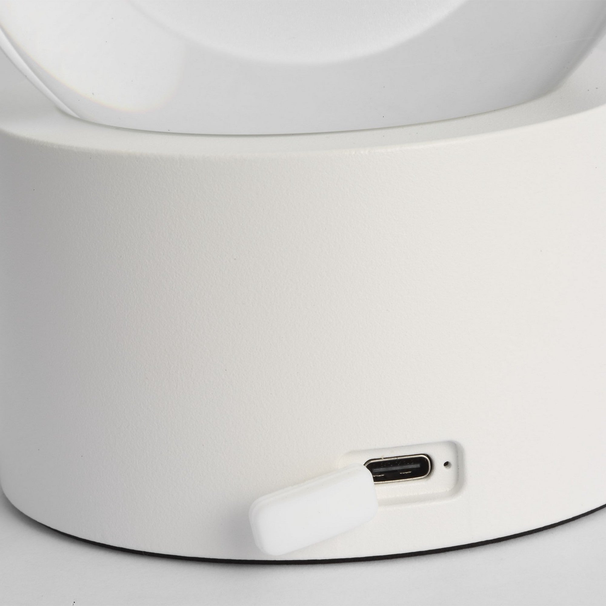 Mina Accent Rechargeable Table Lamp, Matte White Finish - Bees Lighting