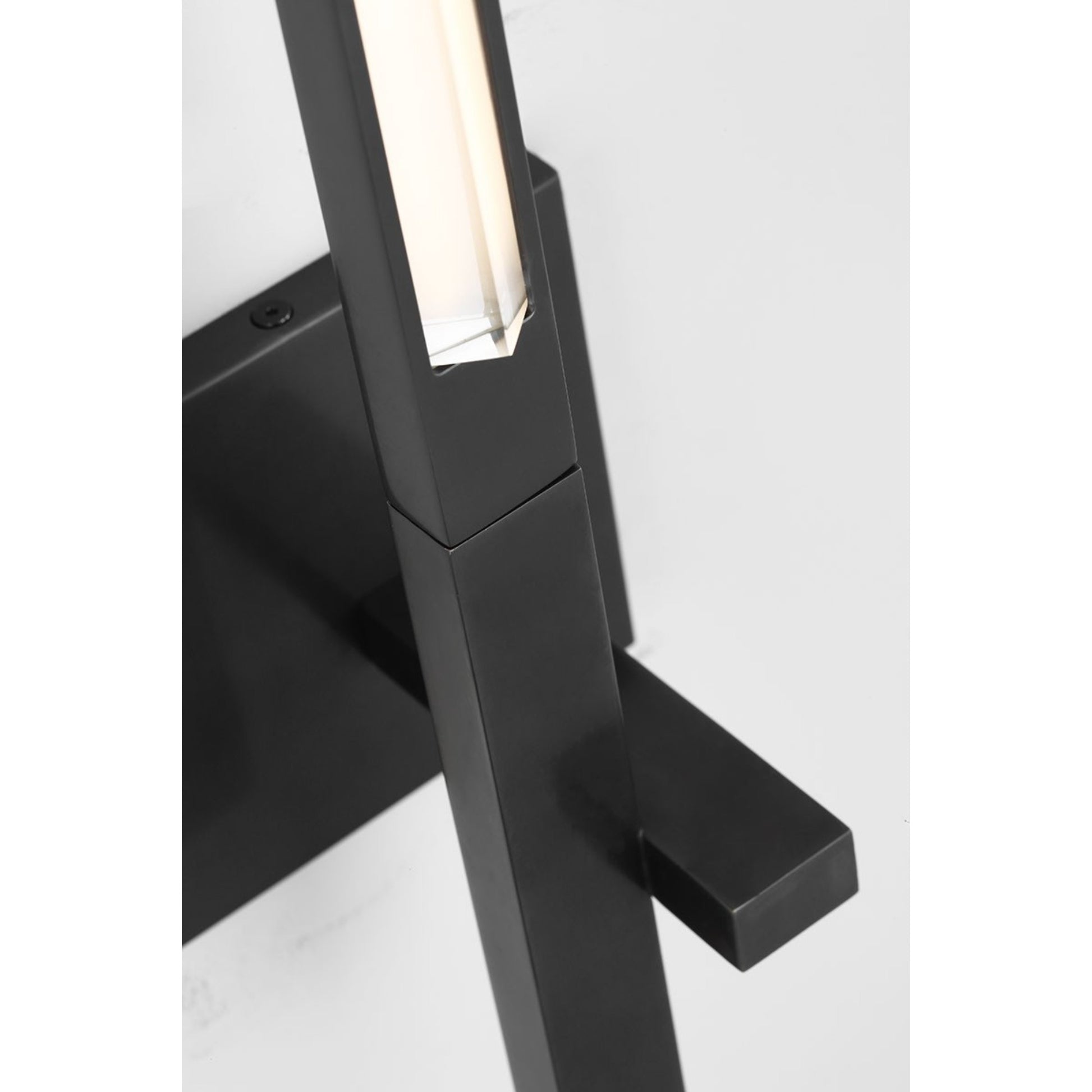 Cityscape 36" LED X-Large Wall Sconce, 120-277V, Bronze Finish - Bees Lighting