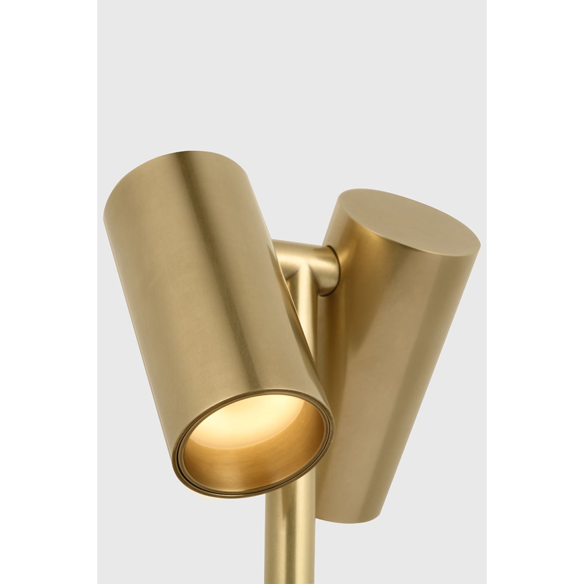 Doppia Short Accent Rechargeable Table Lamp, 120-240V, Hand Rubbed Antique Brass Finish - Bees Lighting