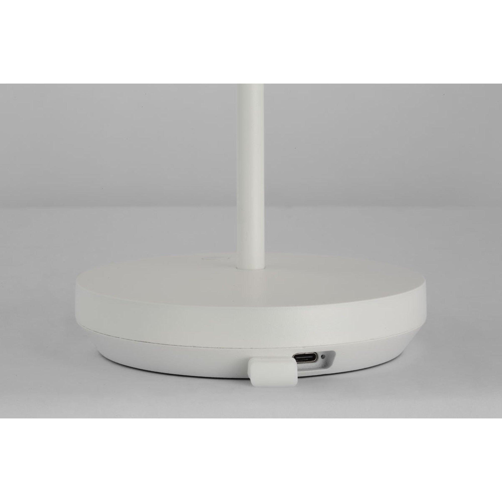 Doppia Short Accent Rechargeable Table Lamp, 120-240V, Matte White Finish - Bees Lighting