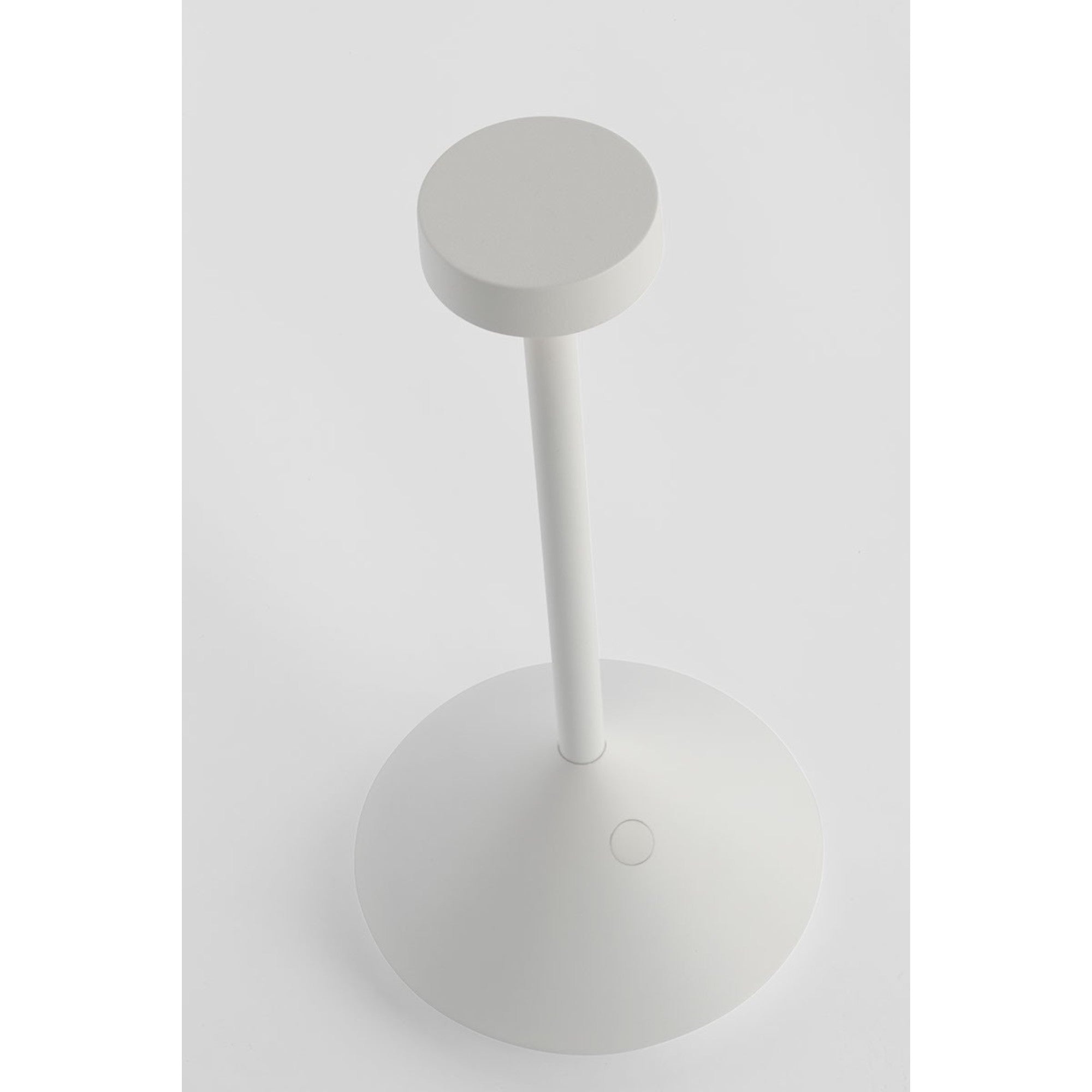 Moneta Short Accent Rechargeable Table Lamp, Matte White Finish - Bees Lighting