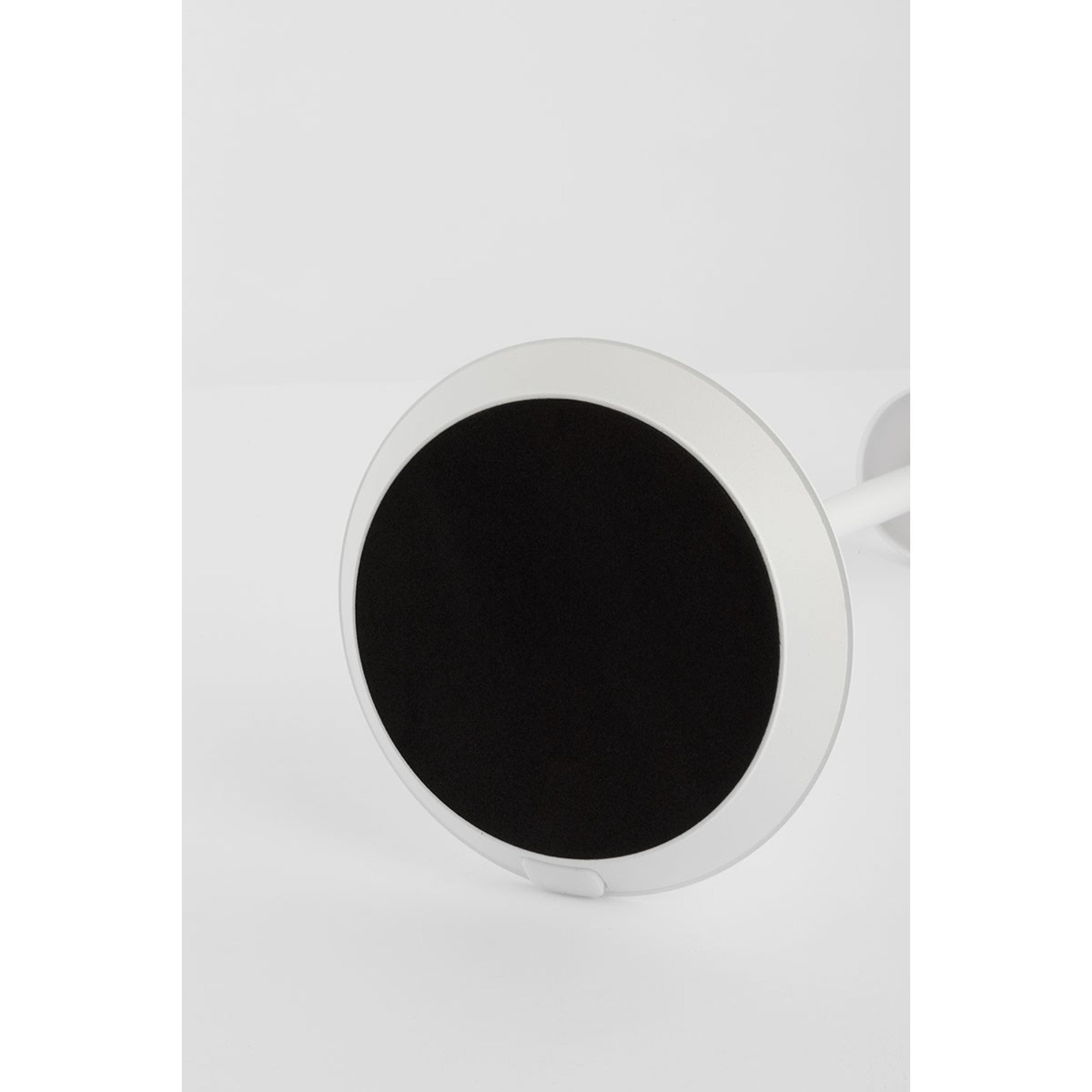 Moneta Short Accent Rechargeable Table Lamp, Matte White Finish - Bees Lighting
