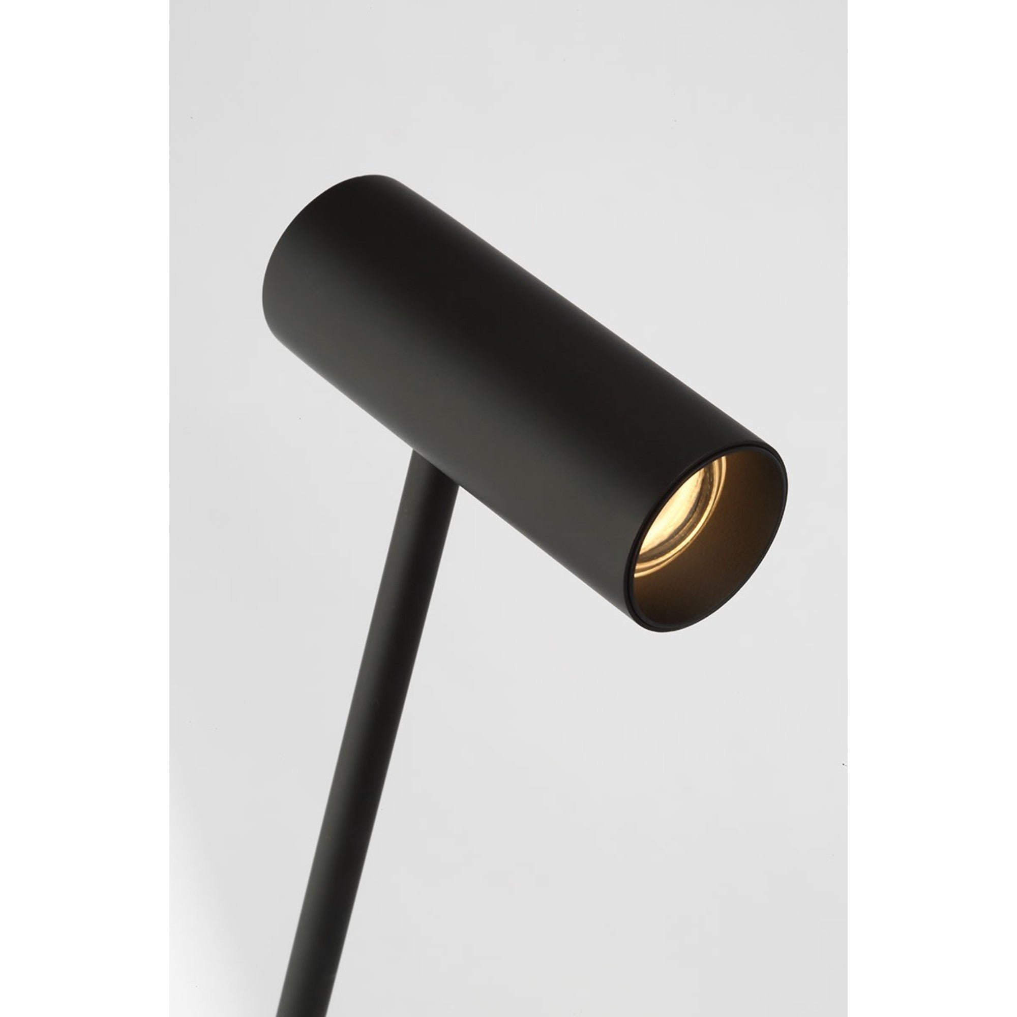 Ponte LED X-Large Table Lamp, 120-240V, Nightshade Black Finish - Bees Lighting