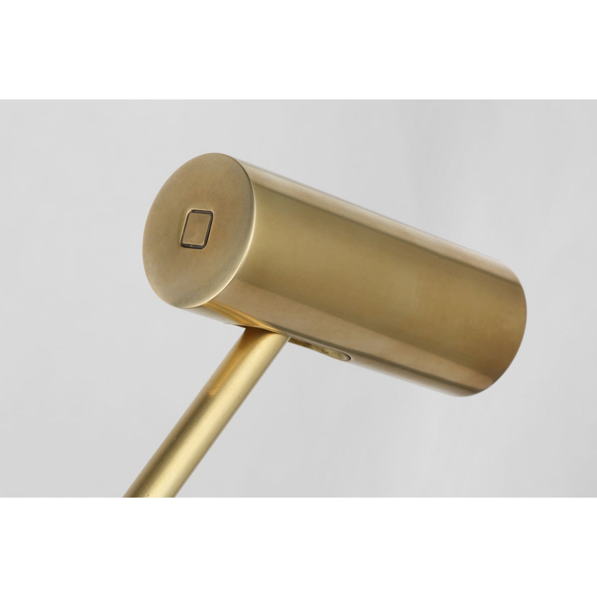 Ponte LED X-Large Table Lamp, 120-240V, Hand Rubbed Antique Brass Finish - Bees Lighting