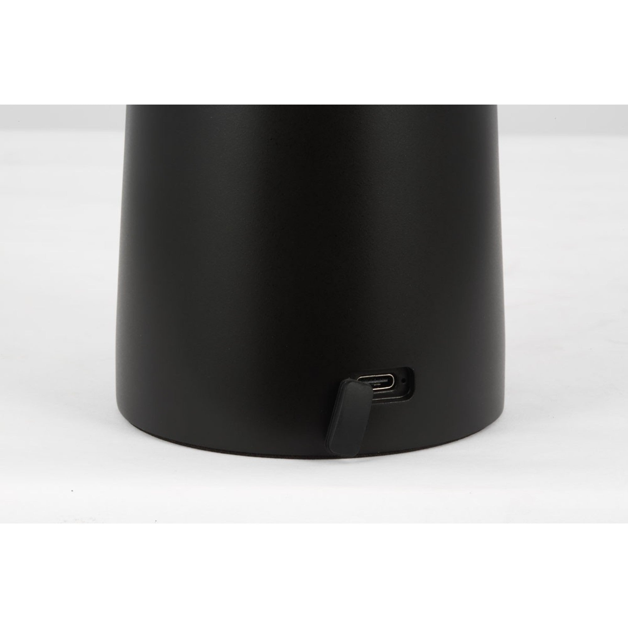 Sesa Accent Rechargeable Table Lamp, 120-240V, Black Finish - Bees Lighting