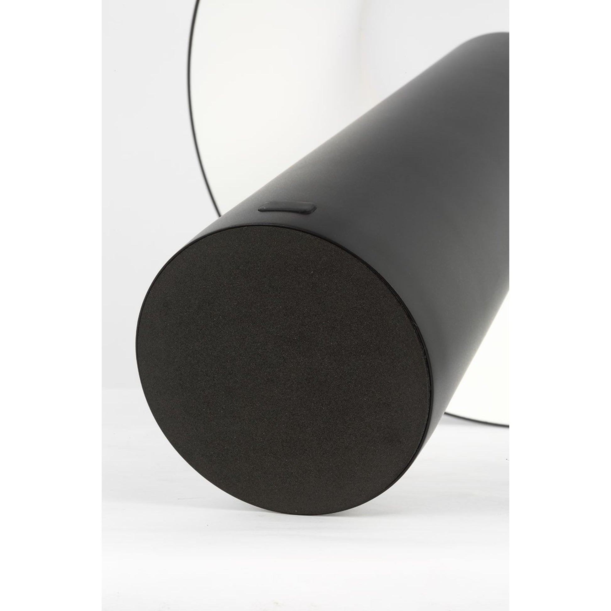 Sesa Accent Rechargeable Table Lamp, 120-240V, Black Finish - Bees Lighting