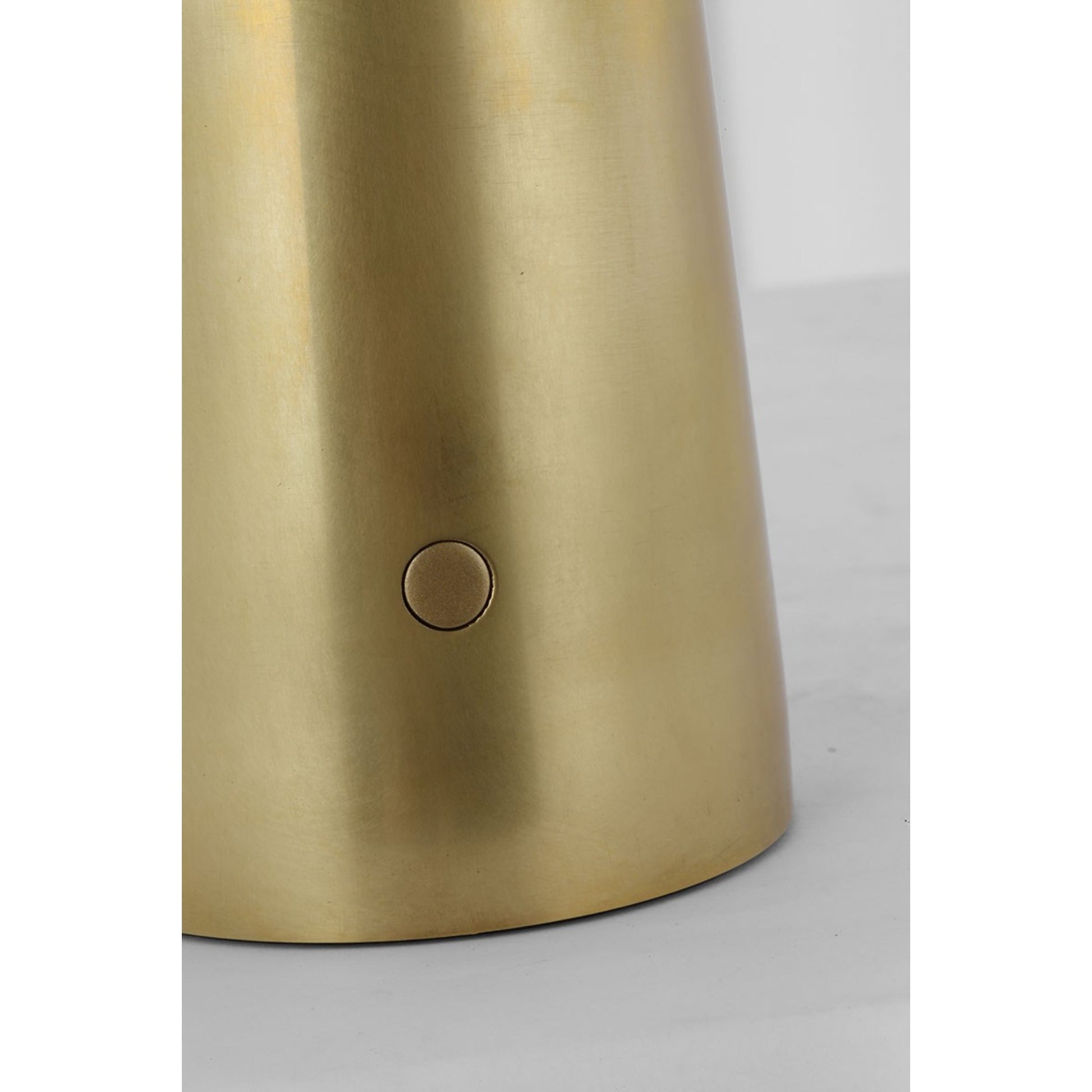 Sesa Accent Rechargeable Table Lamp, 120-240V, Hand Rubbed Antique Brass Finish - Bees Lighting