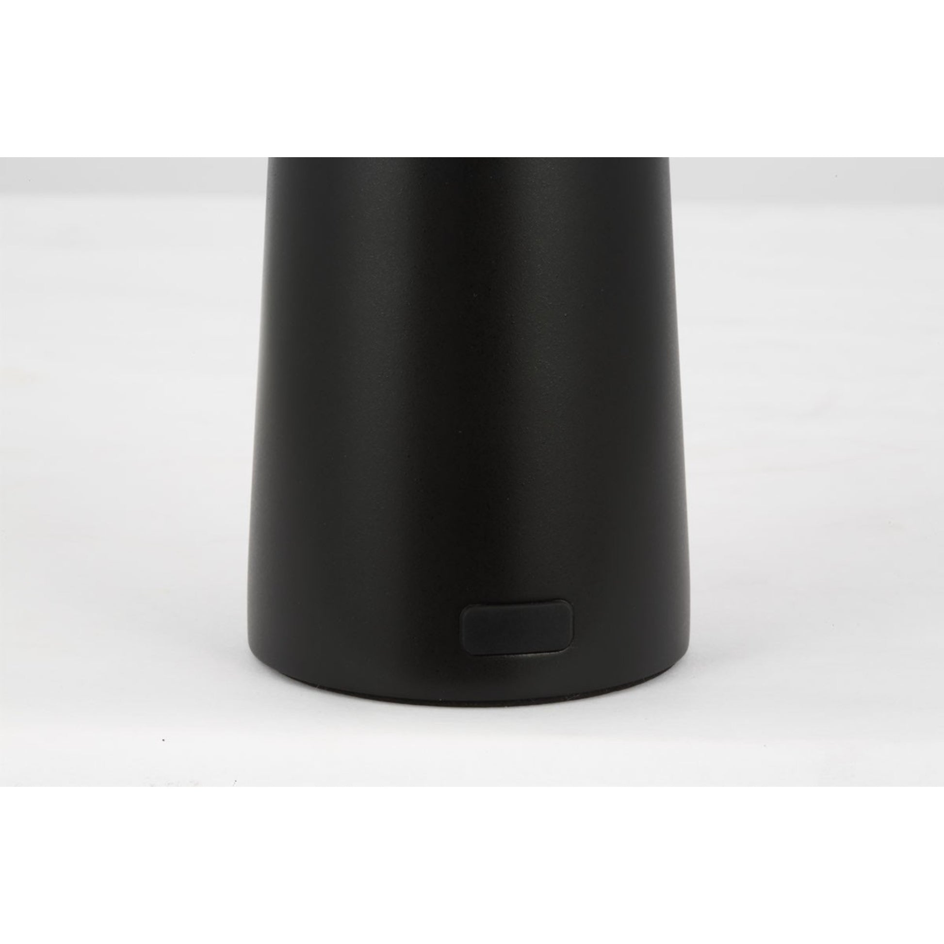 Sesa Short Accent Rechargeable Table Lamp, 120-240V, Black Finish - Bees Lighting