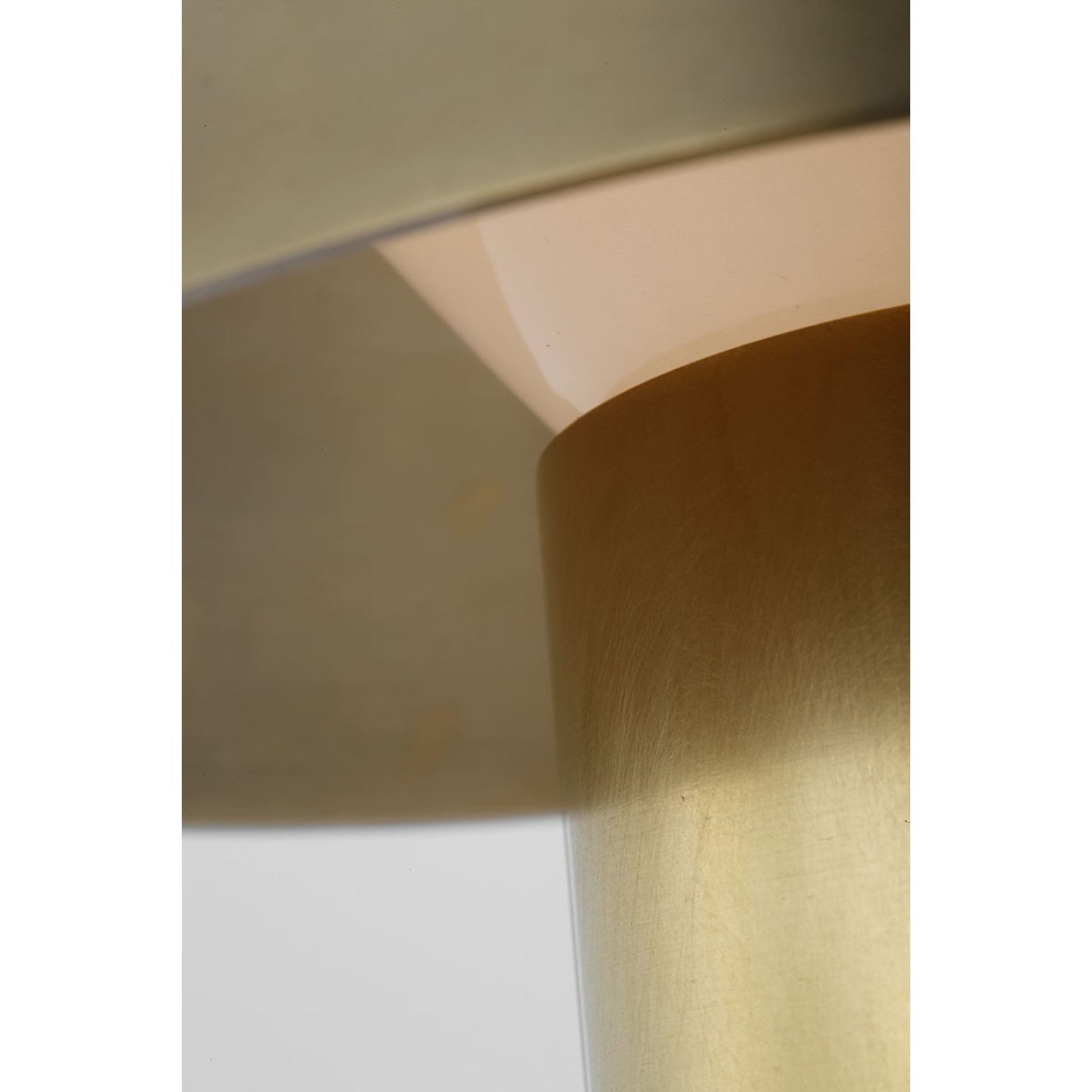Sesa Short Accent Rechargeable Table Lamp, 120-240V, Hand Rubbed Antique Brass Finish - Bees Lighting