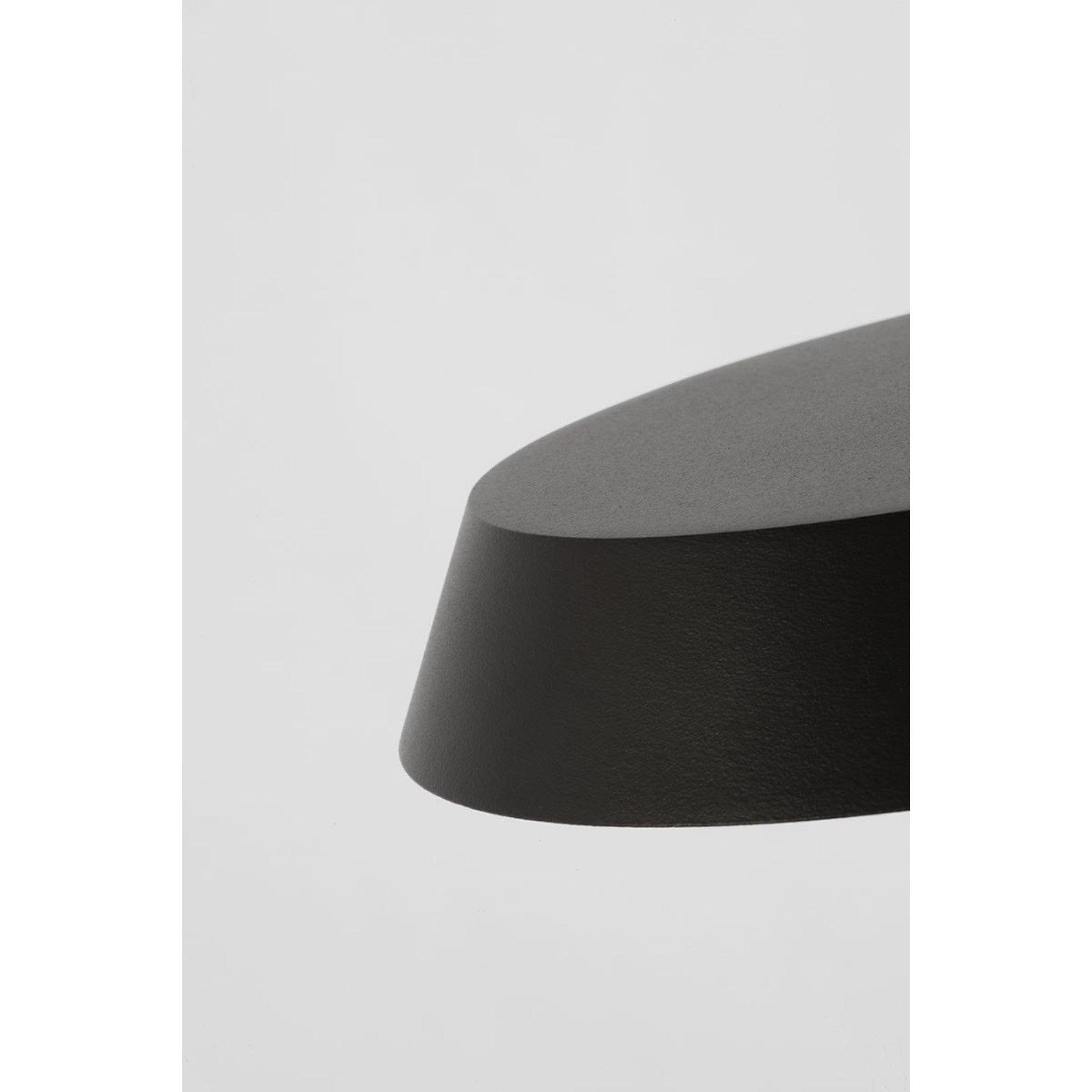 Tepa Short Accent Rechargeable Table Lamp, 120-240V, Black Finish - Bees Lighting