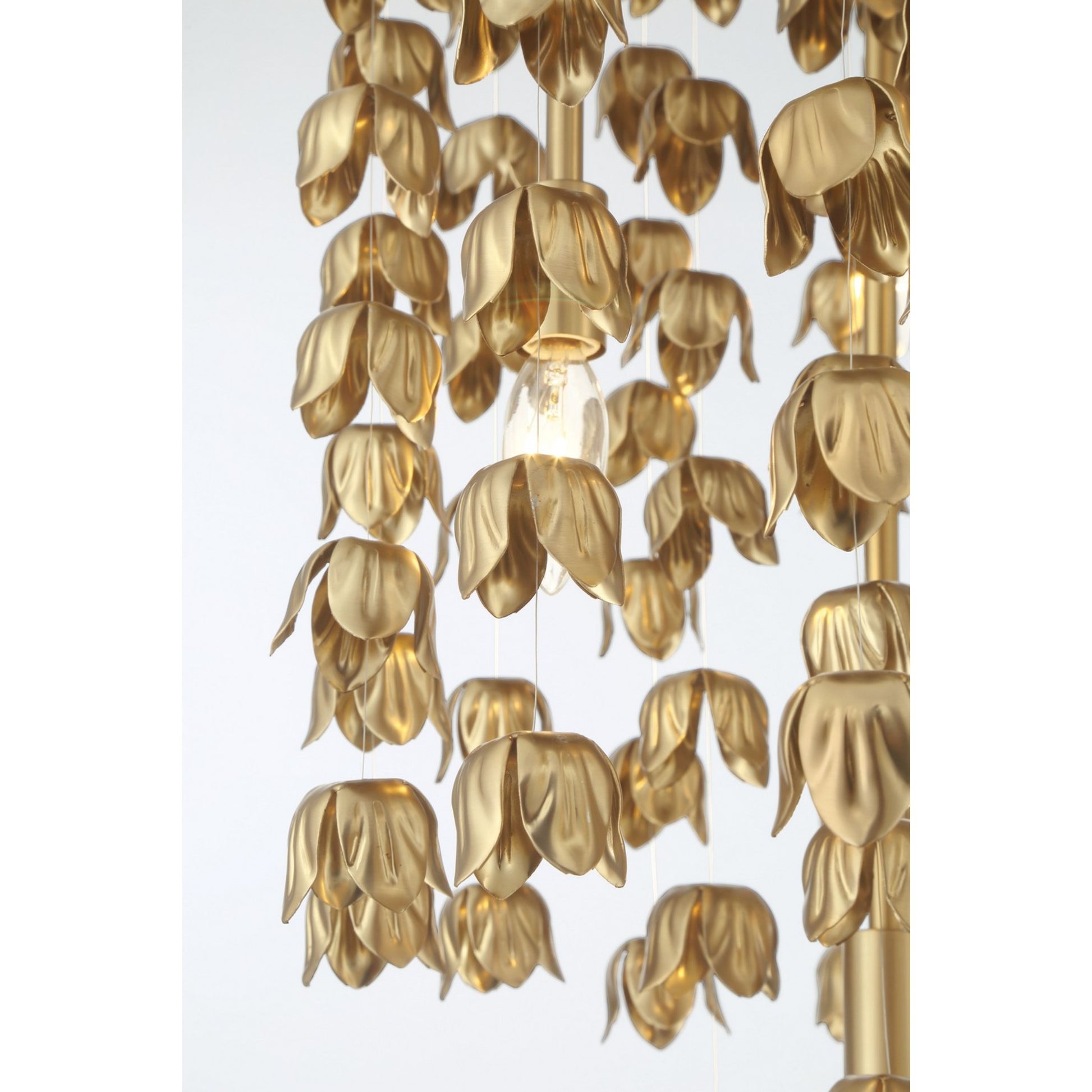 Ashgrove 24" 8-Light Pendant, Legacy Brass Finish - Bees Lighting