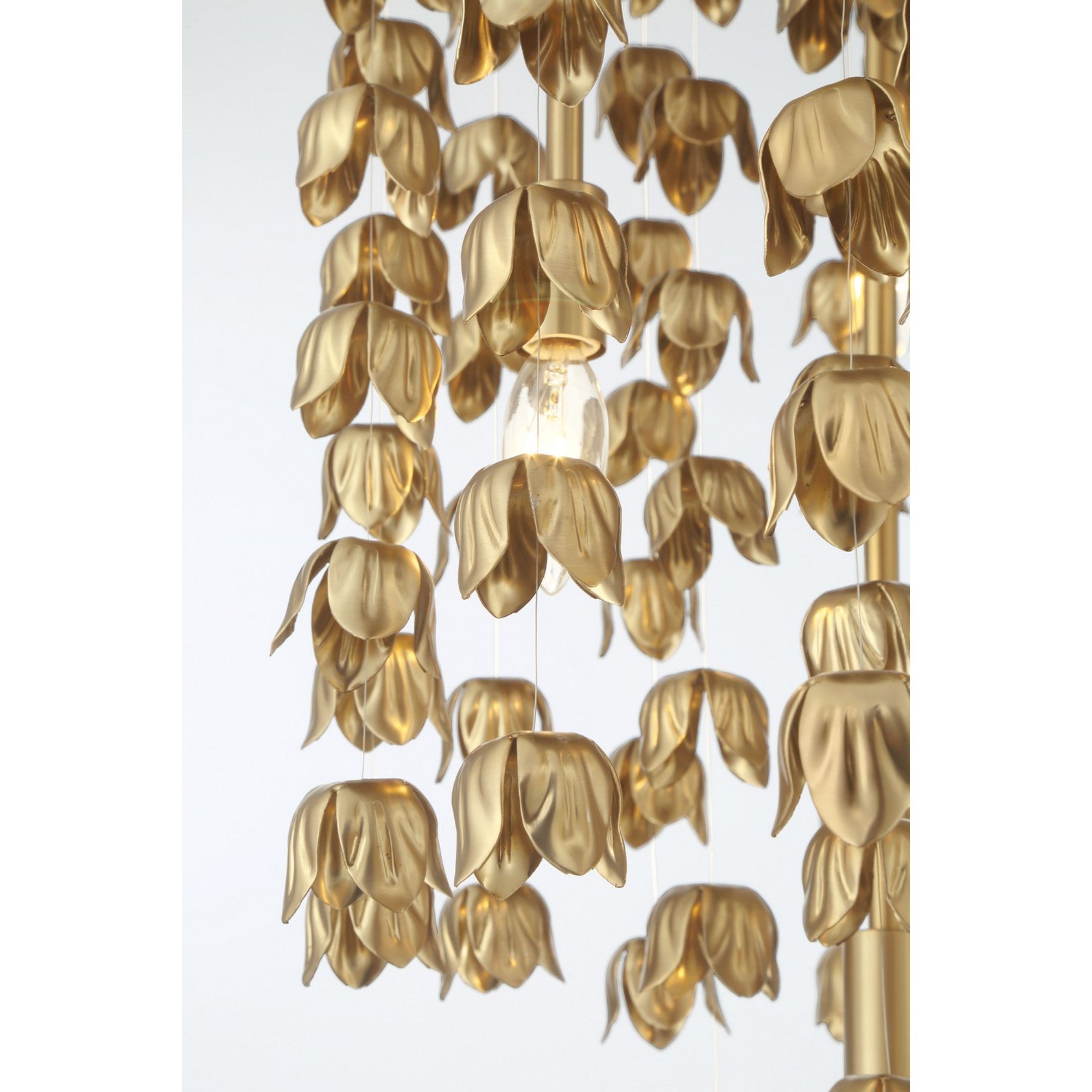 Ashgrove 24" 8-Light Pendant, Legacy Brass Finish - Bees Lighting